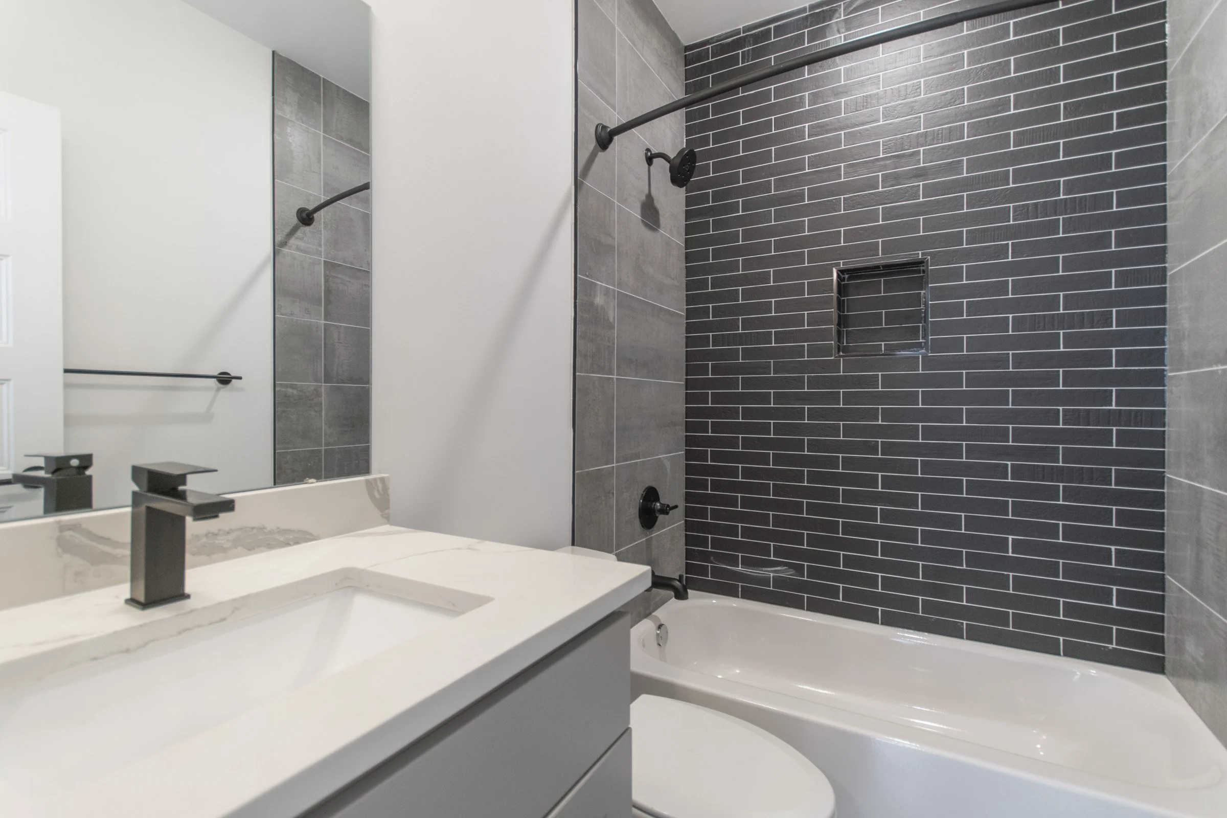 439 N 35th St_D4.jpg