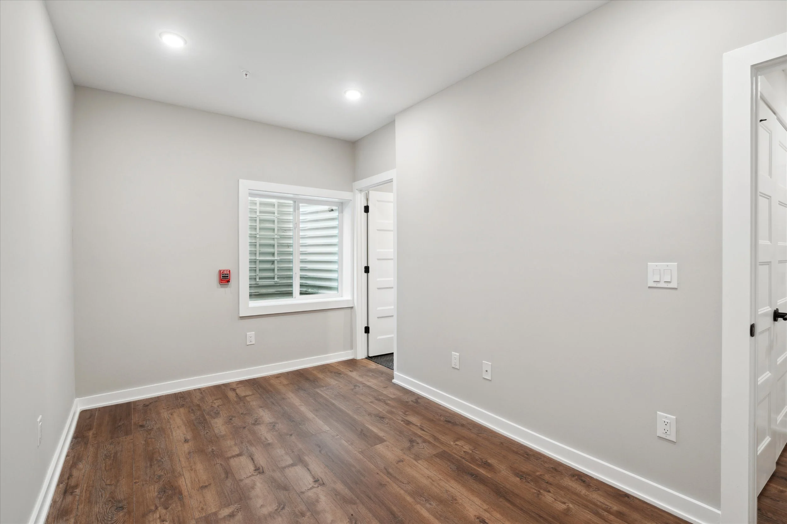 27-3519 Hamilton St Unit 2.9.jpg