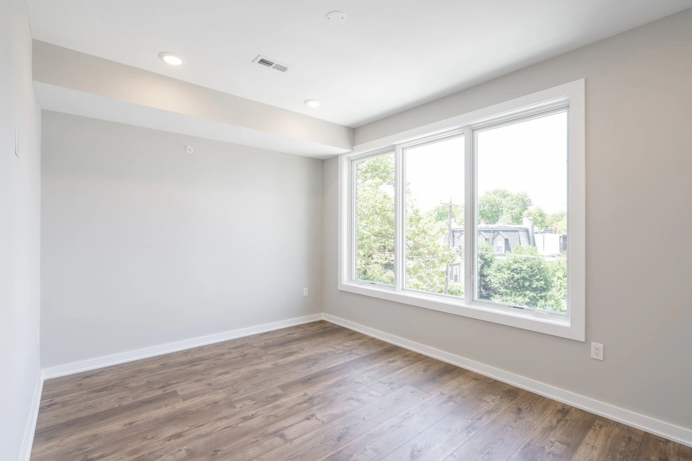 435 N 35th St_Unit 4 and EXT9.jpg