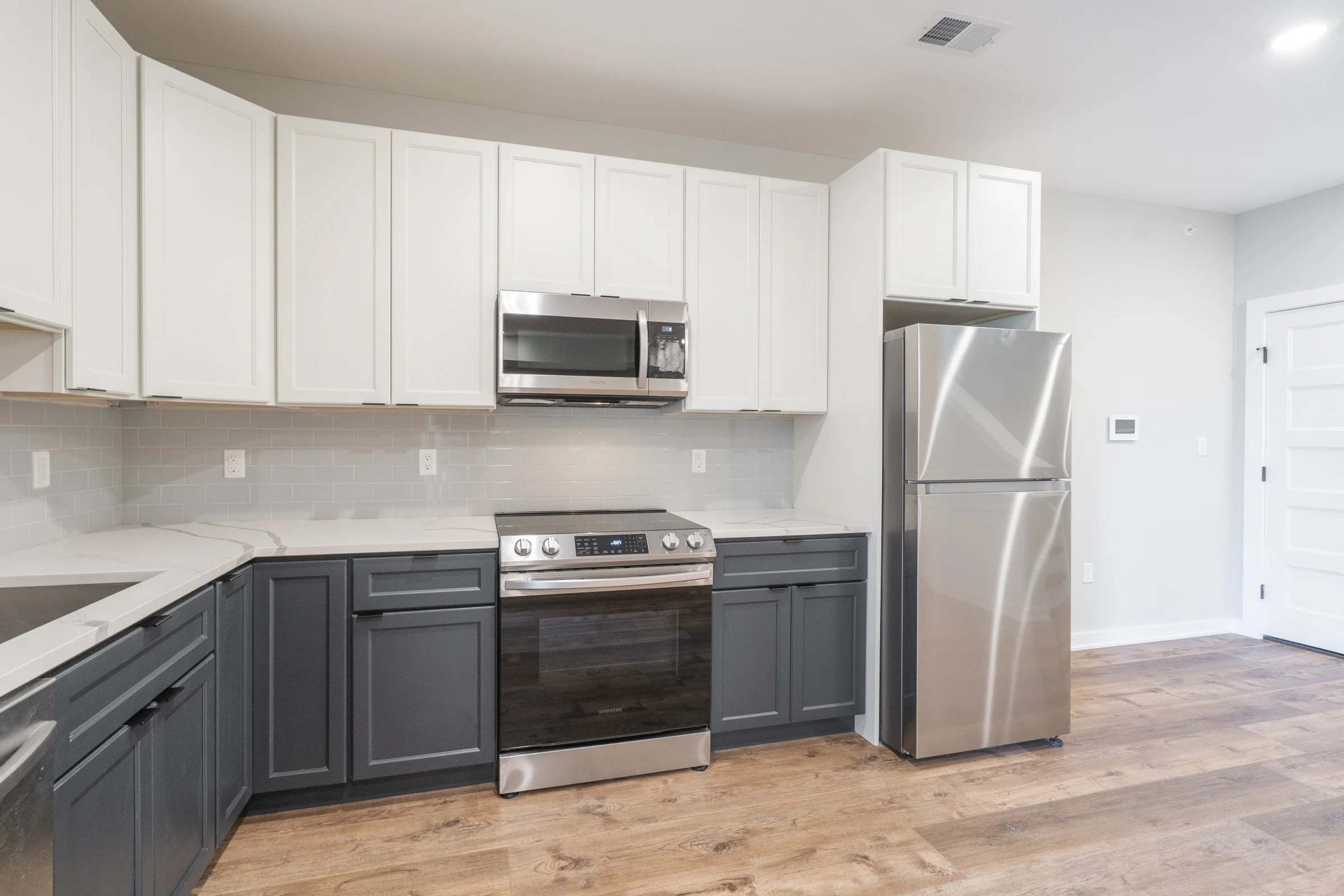 435 N 35th St_Unit 4 and EXT5.jpg