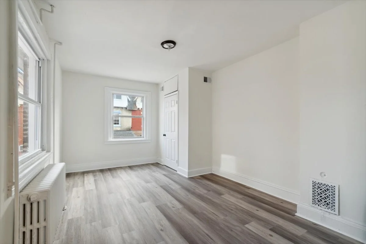 13-3205 Winter St13.jpg