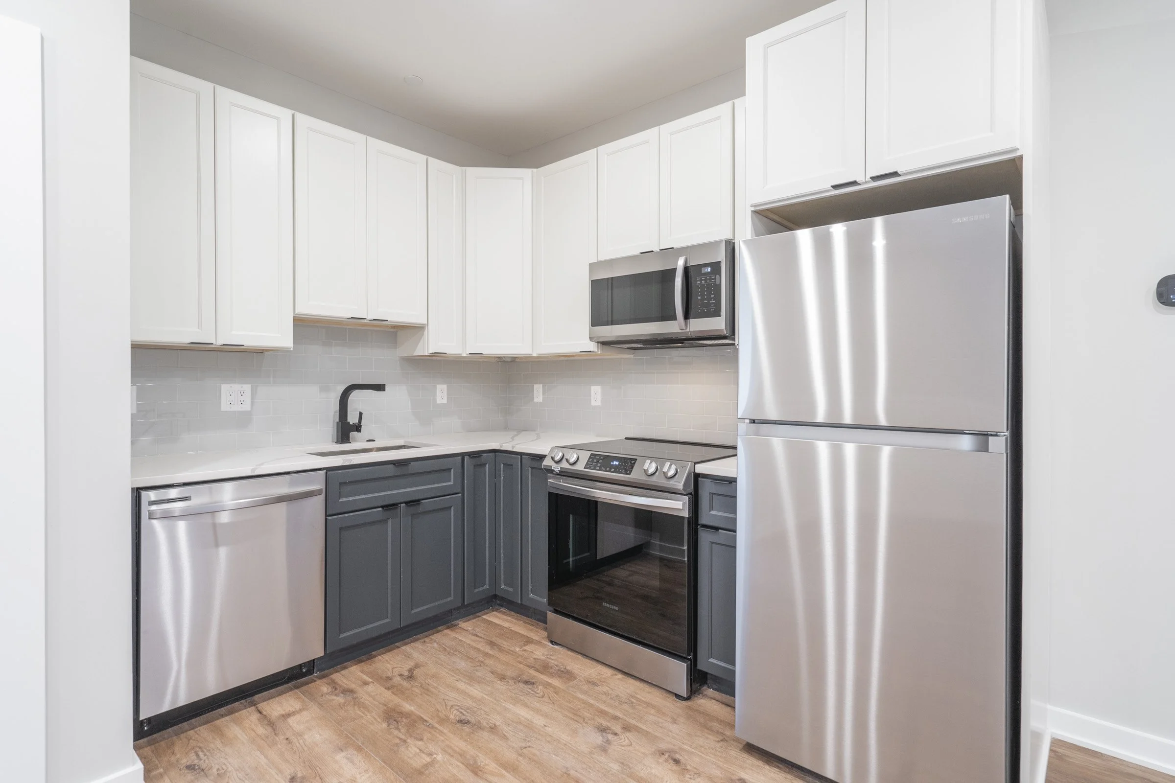 435 N 35th St_Unit 1.4.jpg