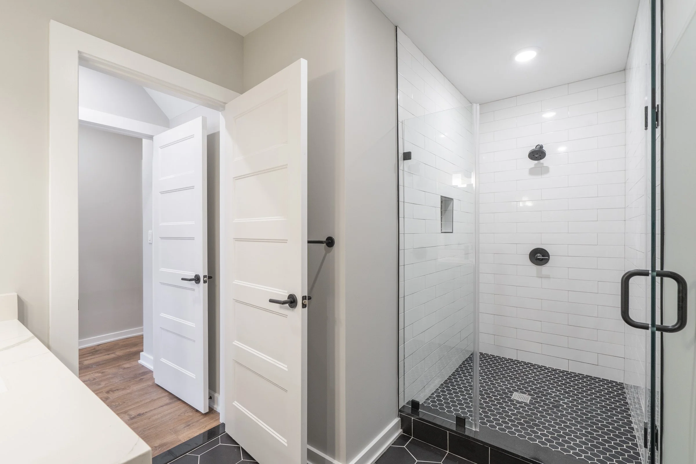 435 N 35th St_Unit 1.24.jpg