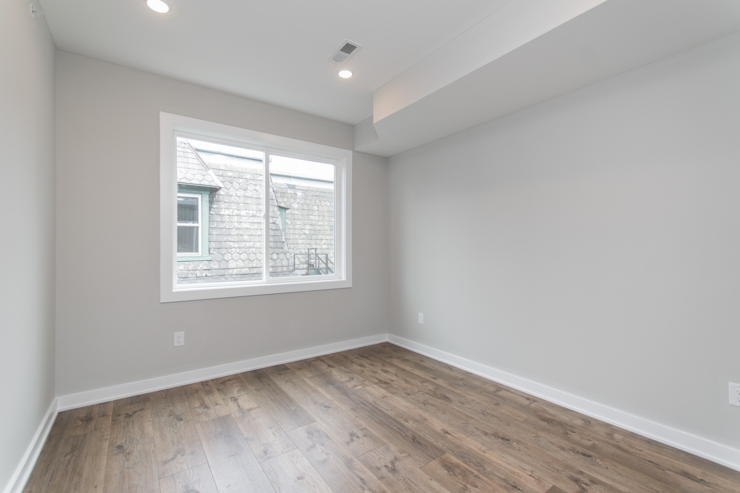 439 N 35th St_D6.jpg