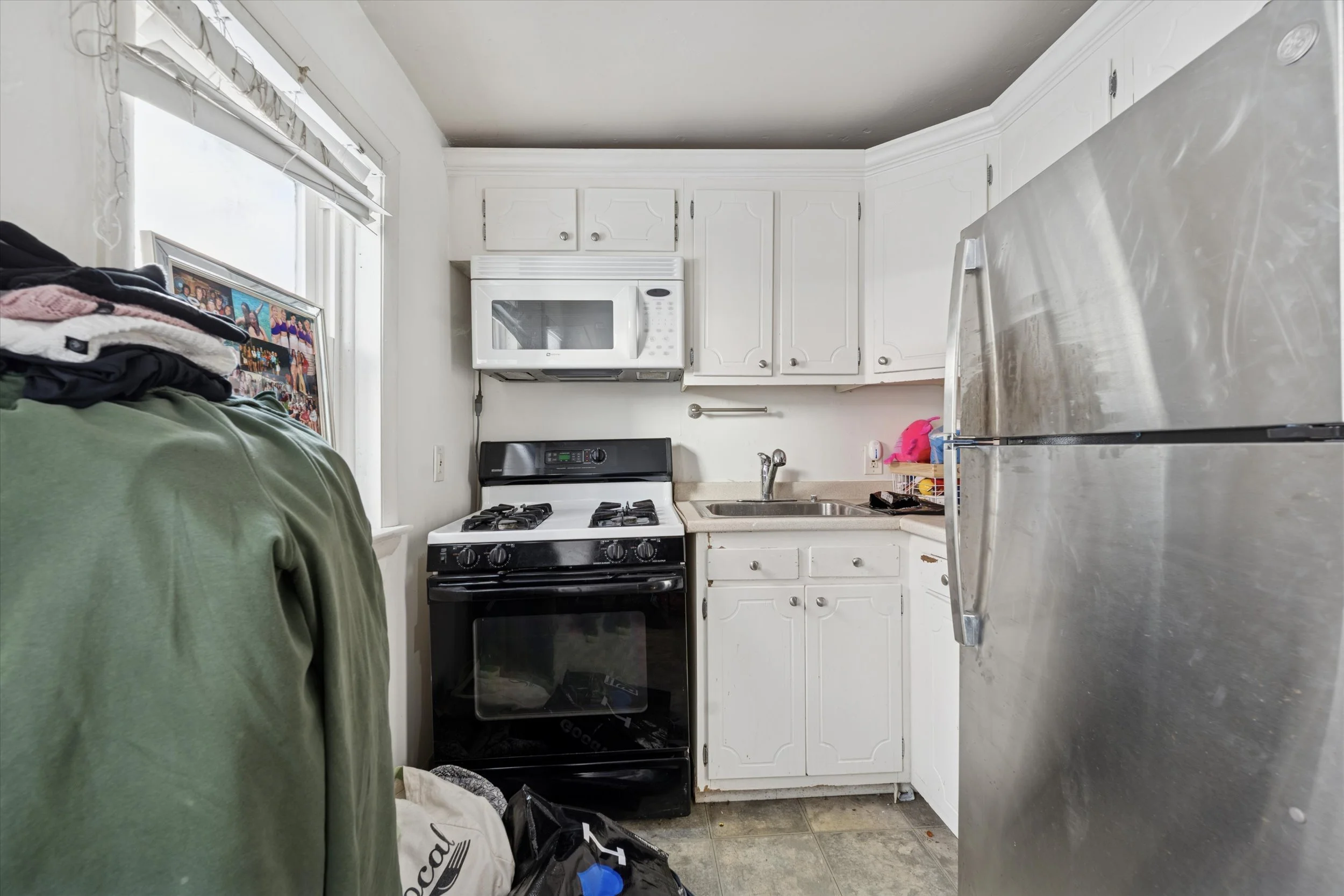 10-3641 Warren St_10.jpg