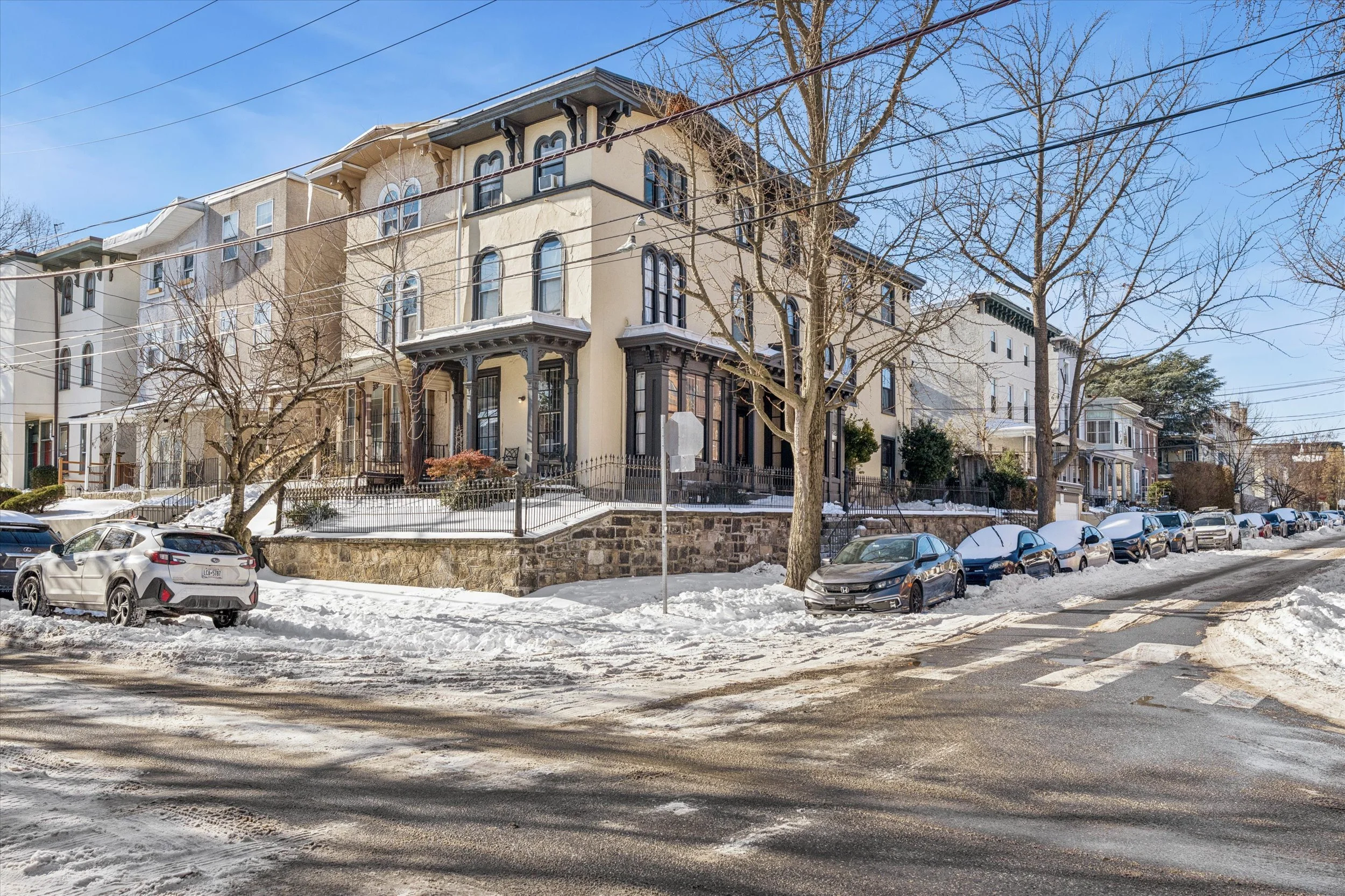 02-418 N 32nd St_02.jpg