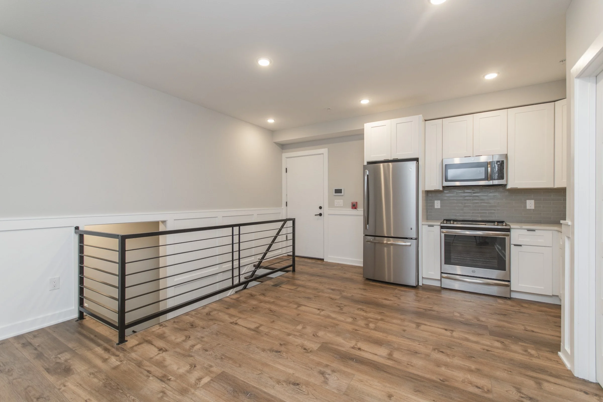 437 N 35th St_B1.jpg