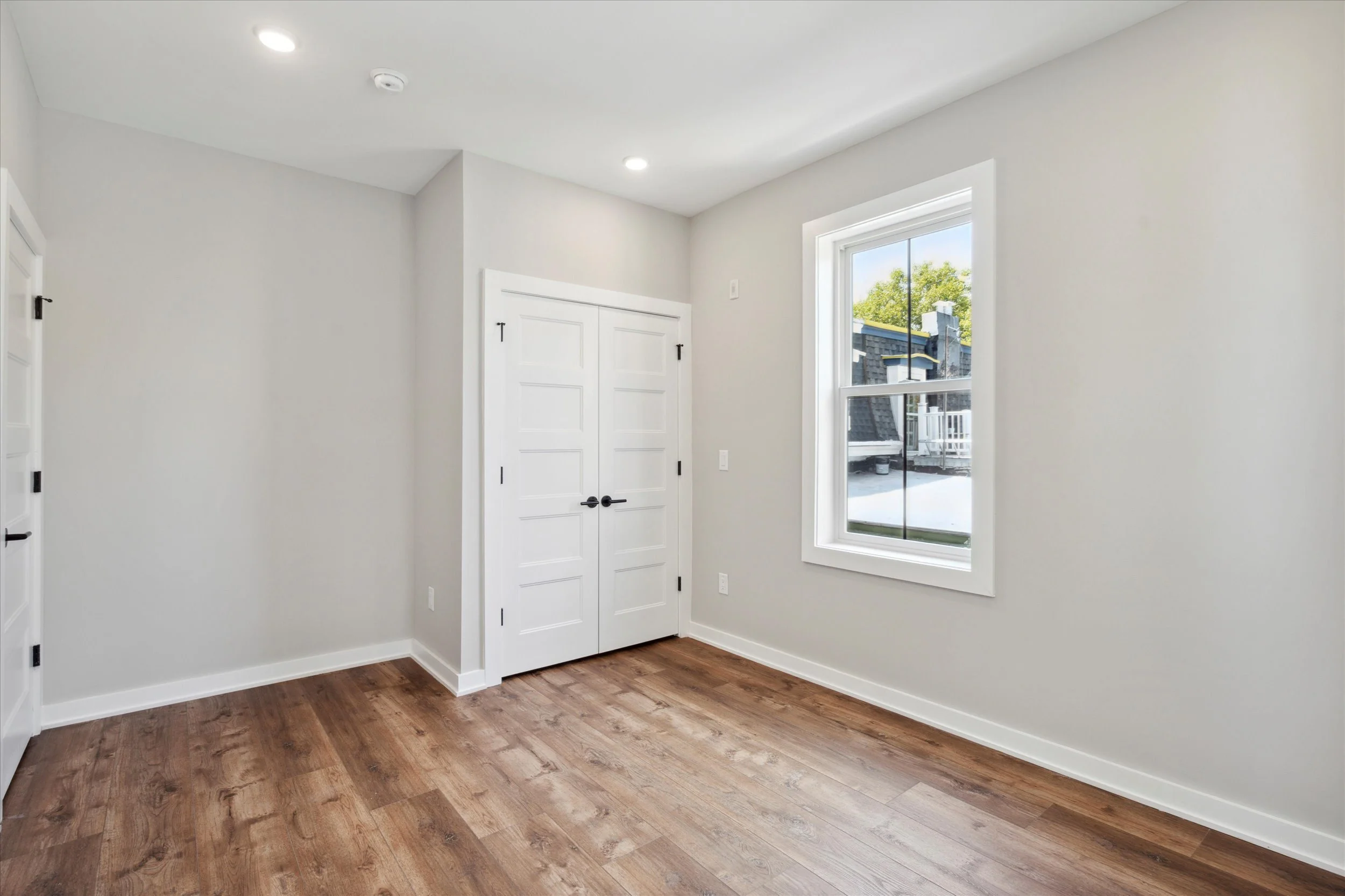 50-3519 Hamilton St Unit 4.8.jpg