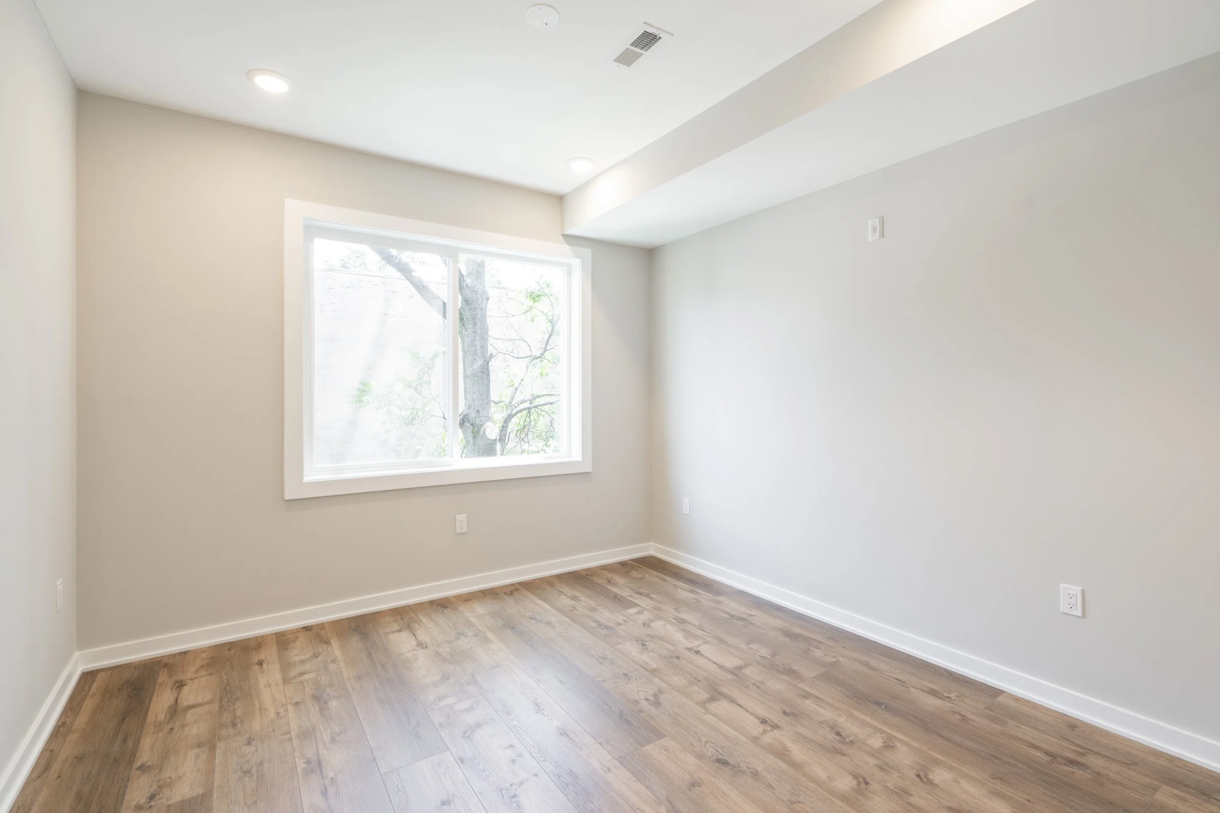 435 N 35th St_Unit 4 and EXT16.jpg