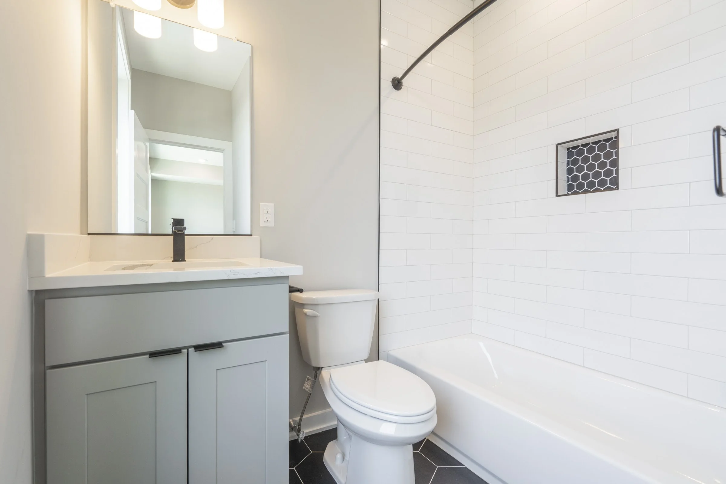 435 N 35th St_Unit 4 and EXT11.jpg