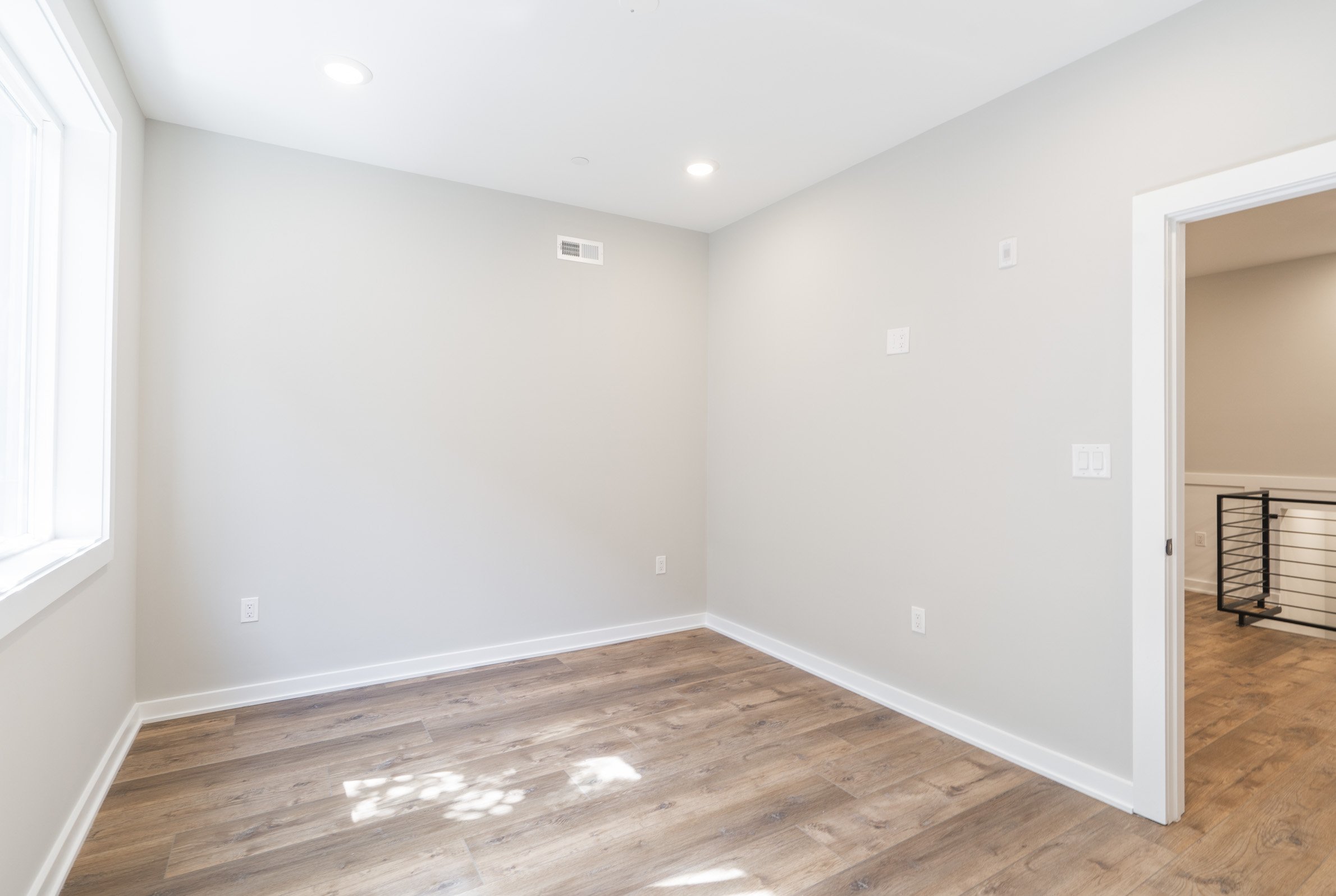 435 N 35th St_Unit 2.12.jpg