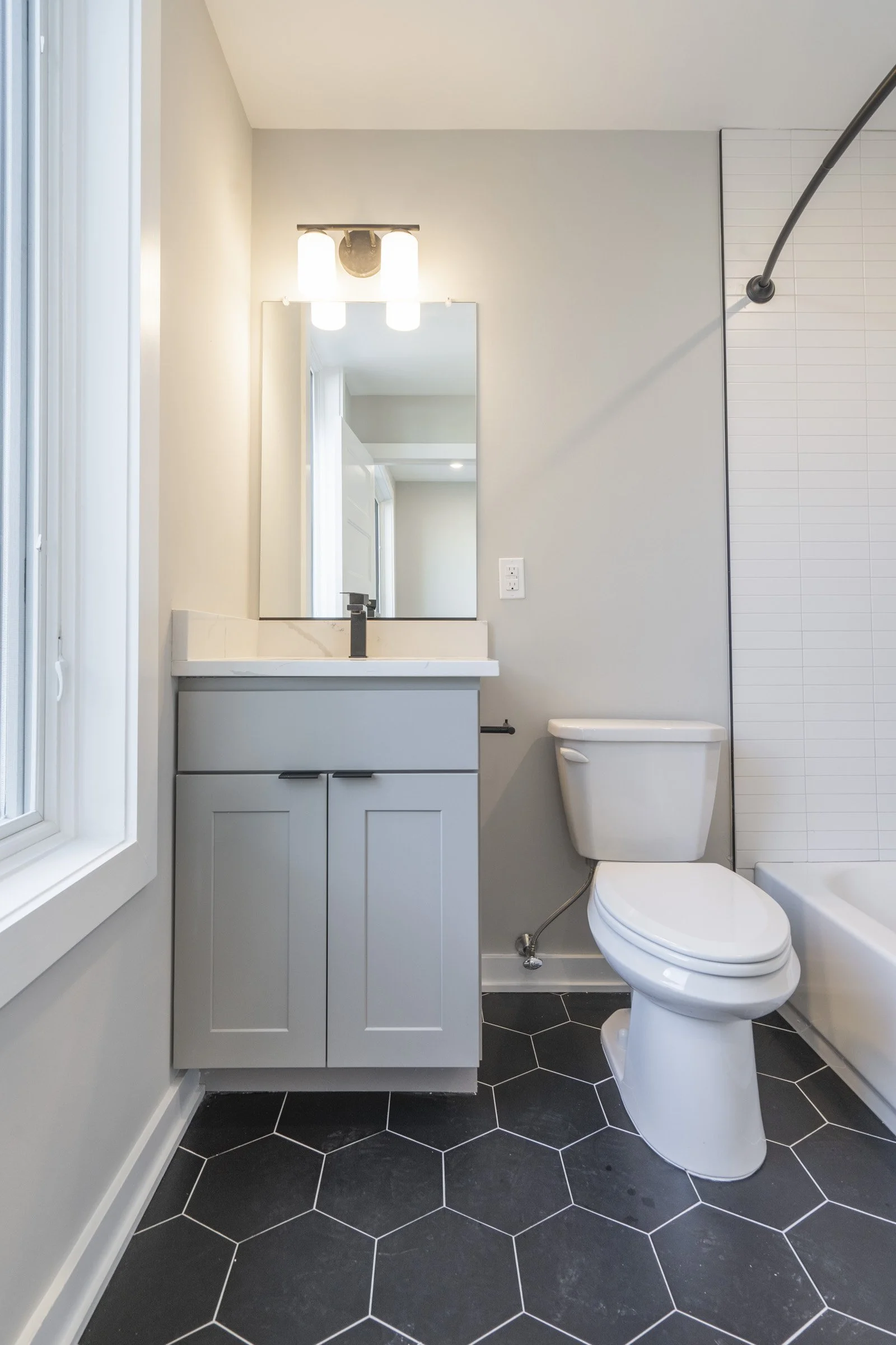 435 N 35th St_Unit 1.15.jpg