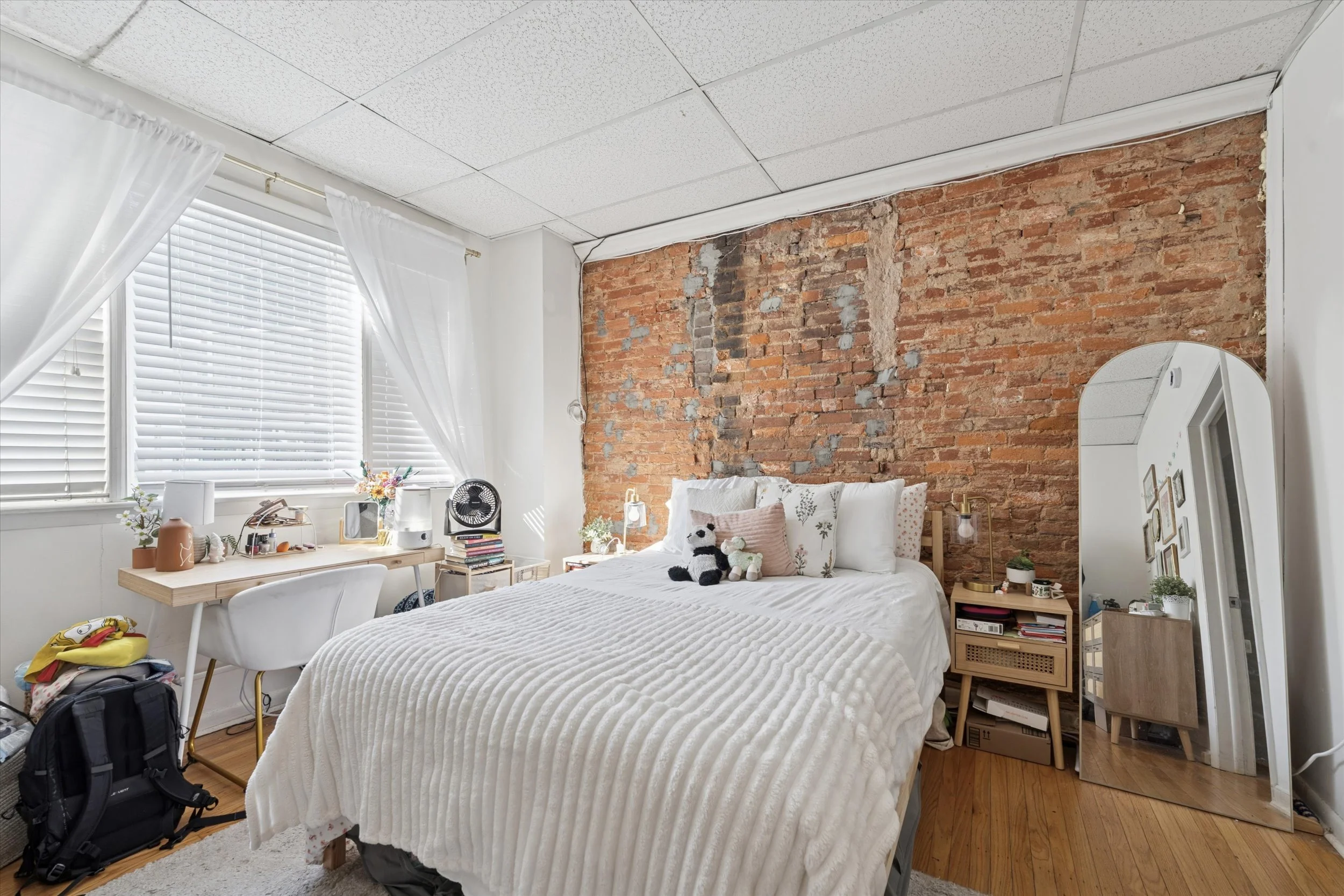 03-3641 Warren St_03.jpg