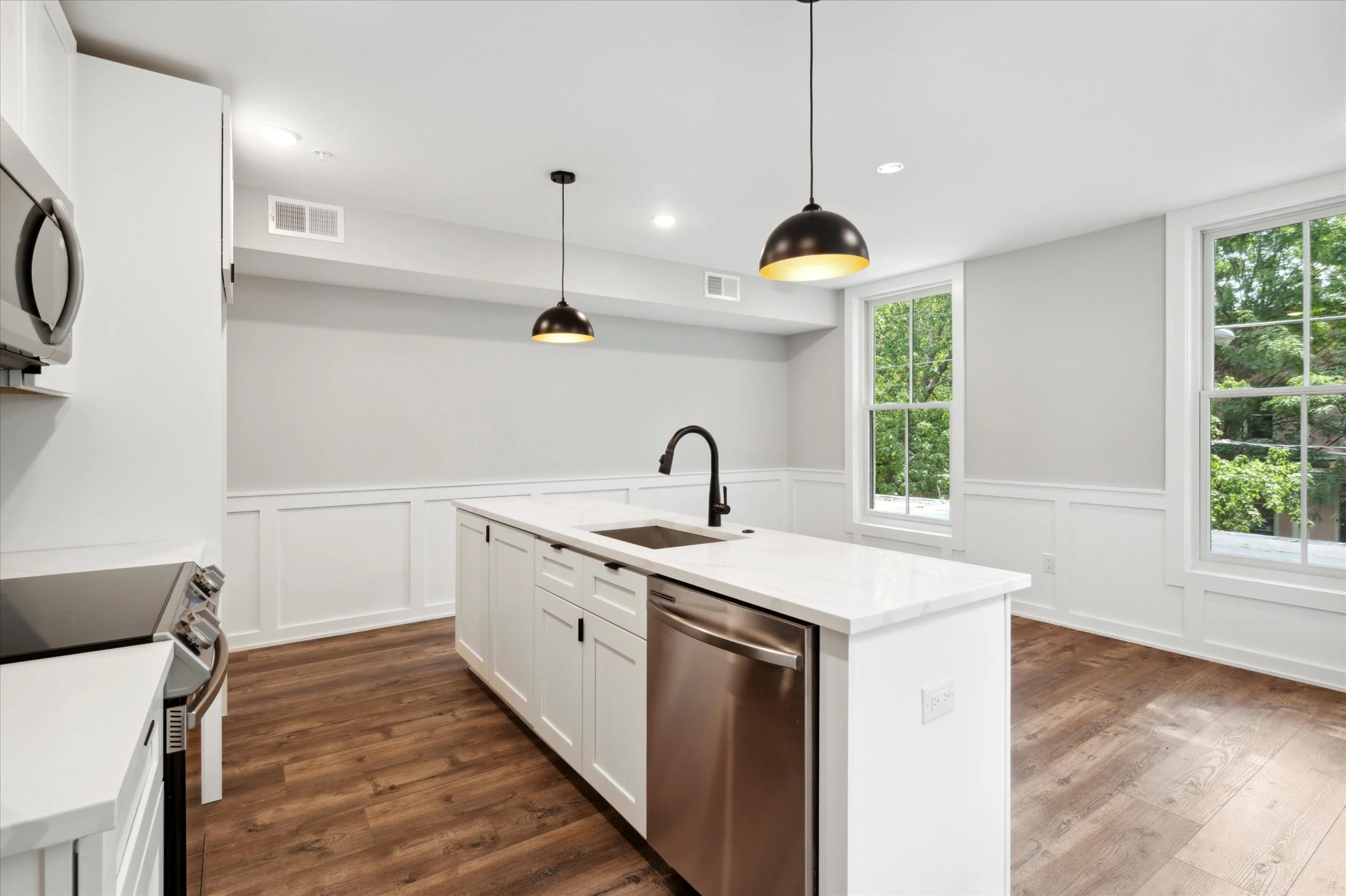 34-3519 Hamilton St Unit 3.4.jpg