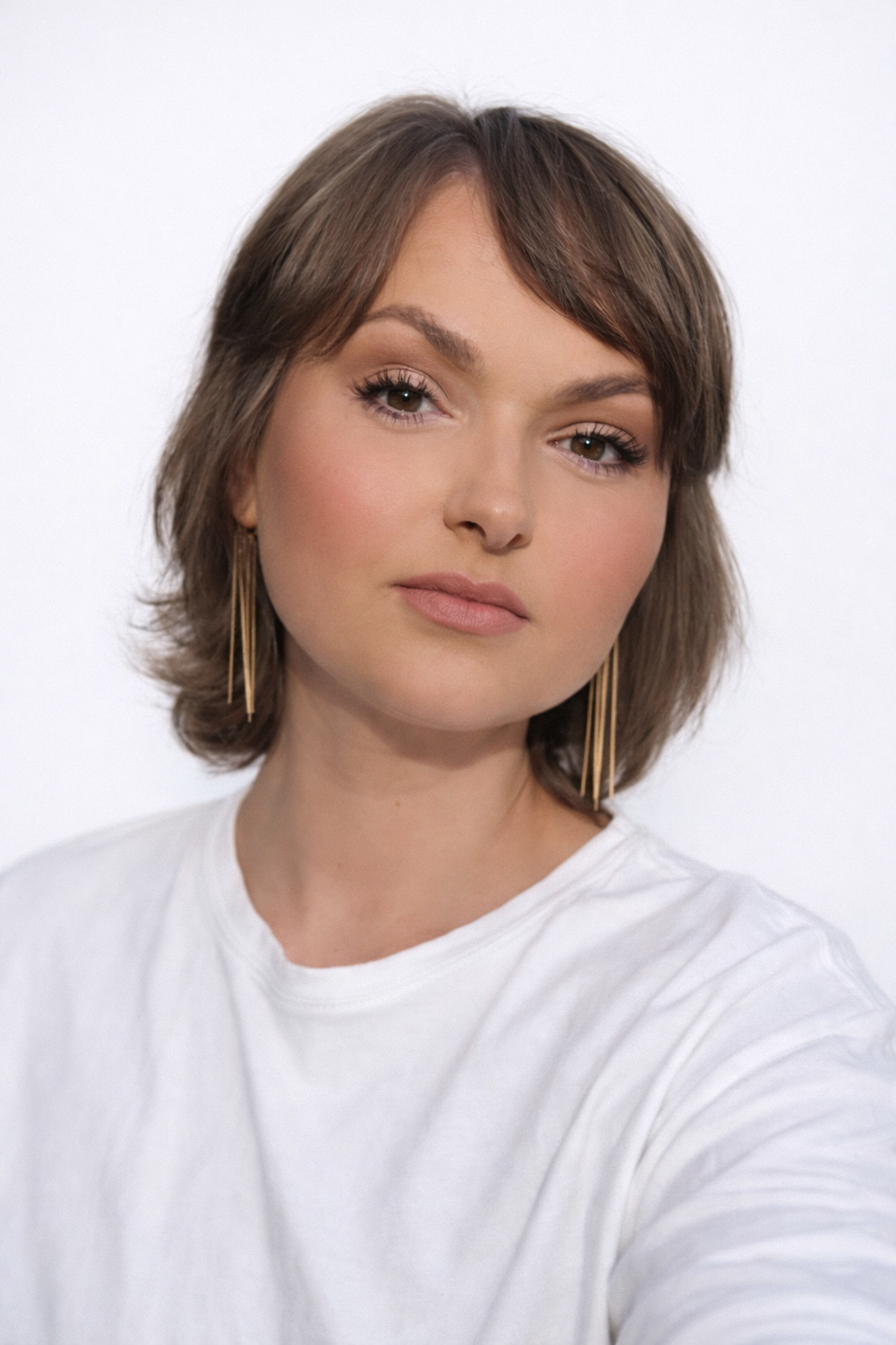 Victoria- Makeup Artist