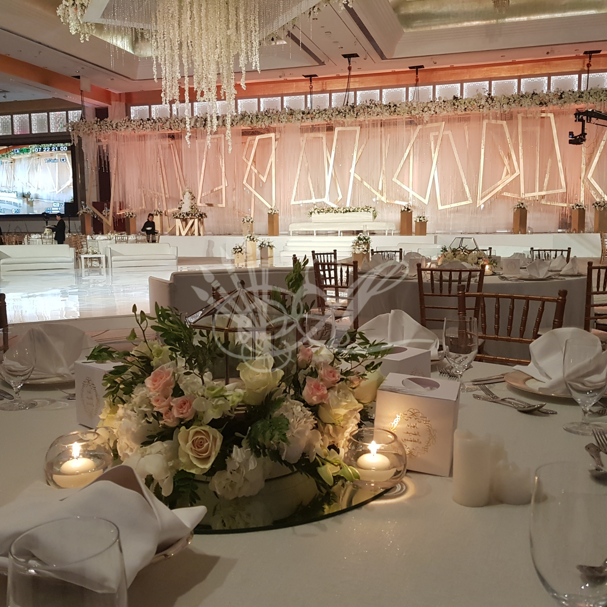 centerpiece (20).png