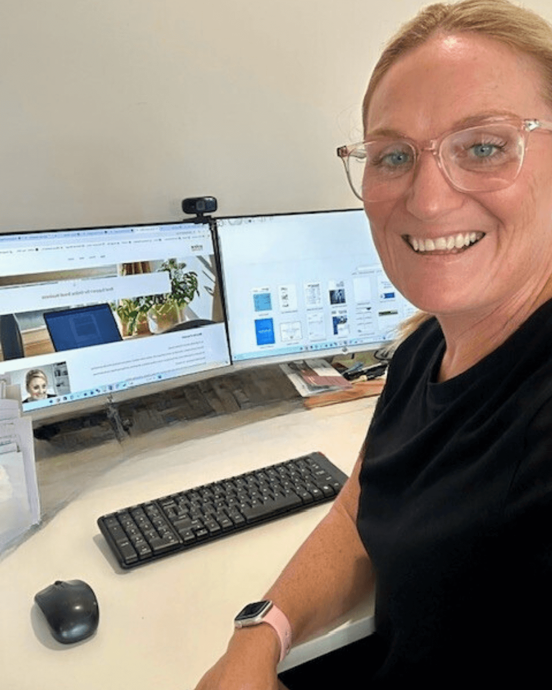 Jill Webb at her desk doing Mentoring and Coaching of Online Businesses