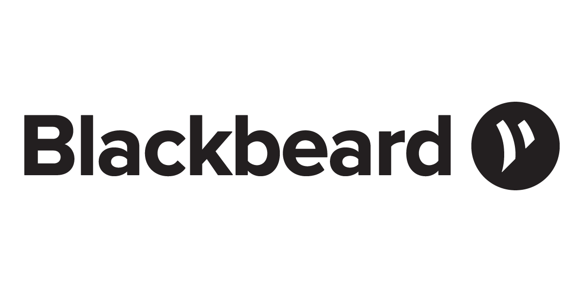 Das Bild zeigt den Schriftzug 'Backbeard' mit einem schwarzen Logo, das zwei stilisierte, parallele Linien innerhalb eines Kreises darstellt.