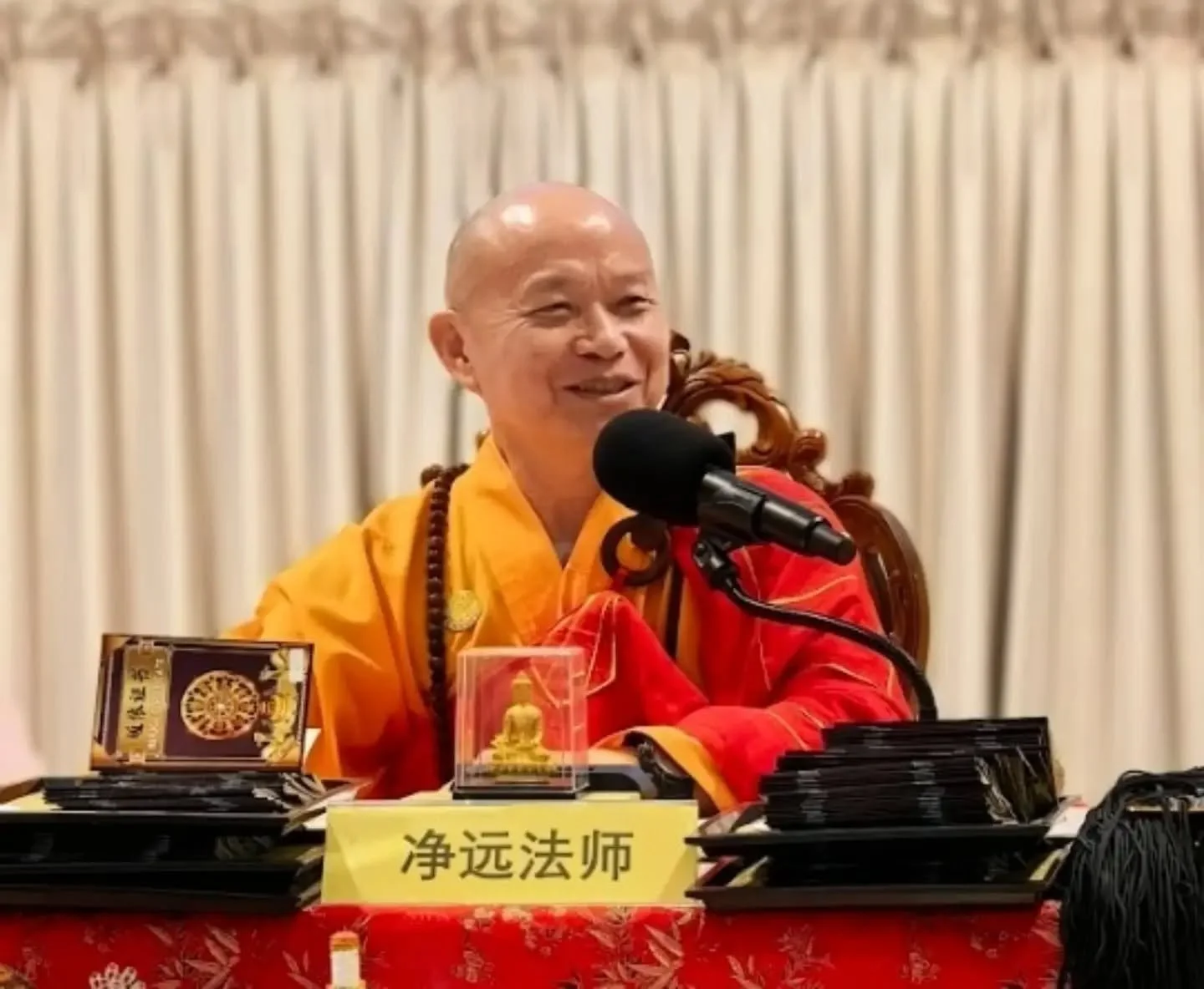 万福寺今年的皈依法会圆满完成啦🤩！

非常感恩大众一起前来参与如此殊胜的法会！🔅✨😊
其中也推出了万福寺的招牌：素古茶！😋😋

期待下次与大家在万福寺相聚！✌😁💫