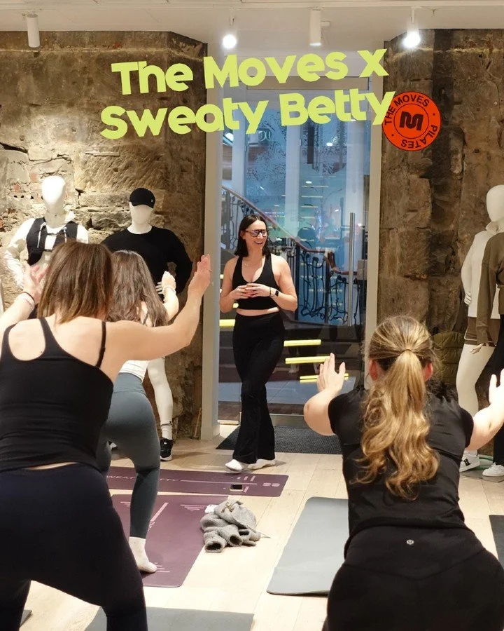 THE MOVES X SWEATY BETTY ❤️&zwj;🔥
Sunday well spent, setting up for a new week of dynamic movement! 

Thanks to all who attended our community class last Sunday at #SweatyBetty @princessquare we hope to see you all in class soon 🧘🏻&zwj;♀️

_______