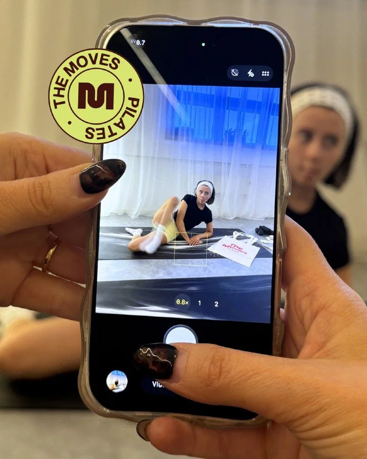 A space and class for everyone 🌶️🔥
From first timers to regulars, our classes are built to support every stage of your dynamic mat pilates journey. Focused, effective movement in a studio designed to help you feel your best ❤️&zwj;🔥

📸 Feauted @c