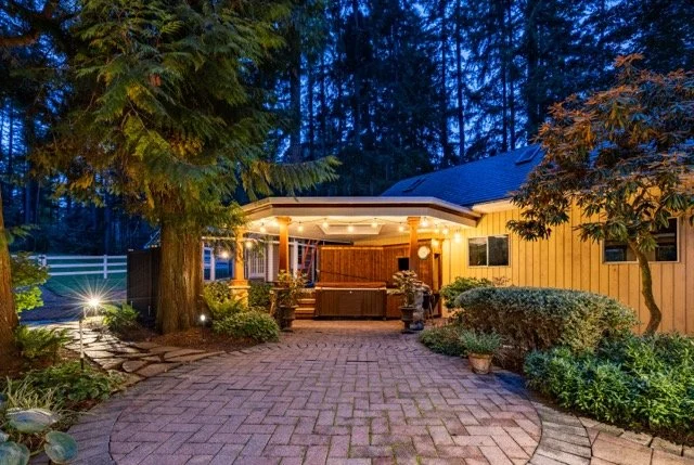 16 Bridlewood Circle-35 Medium.jpeg