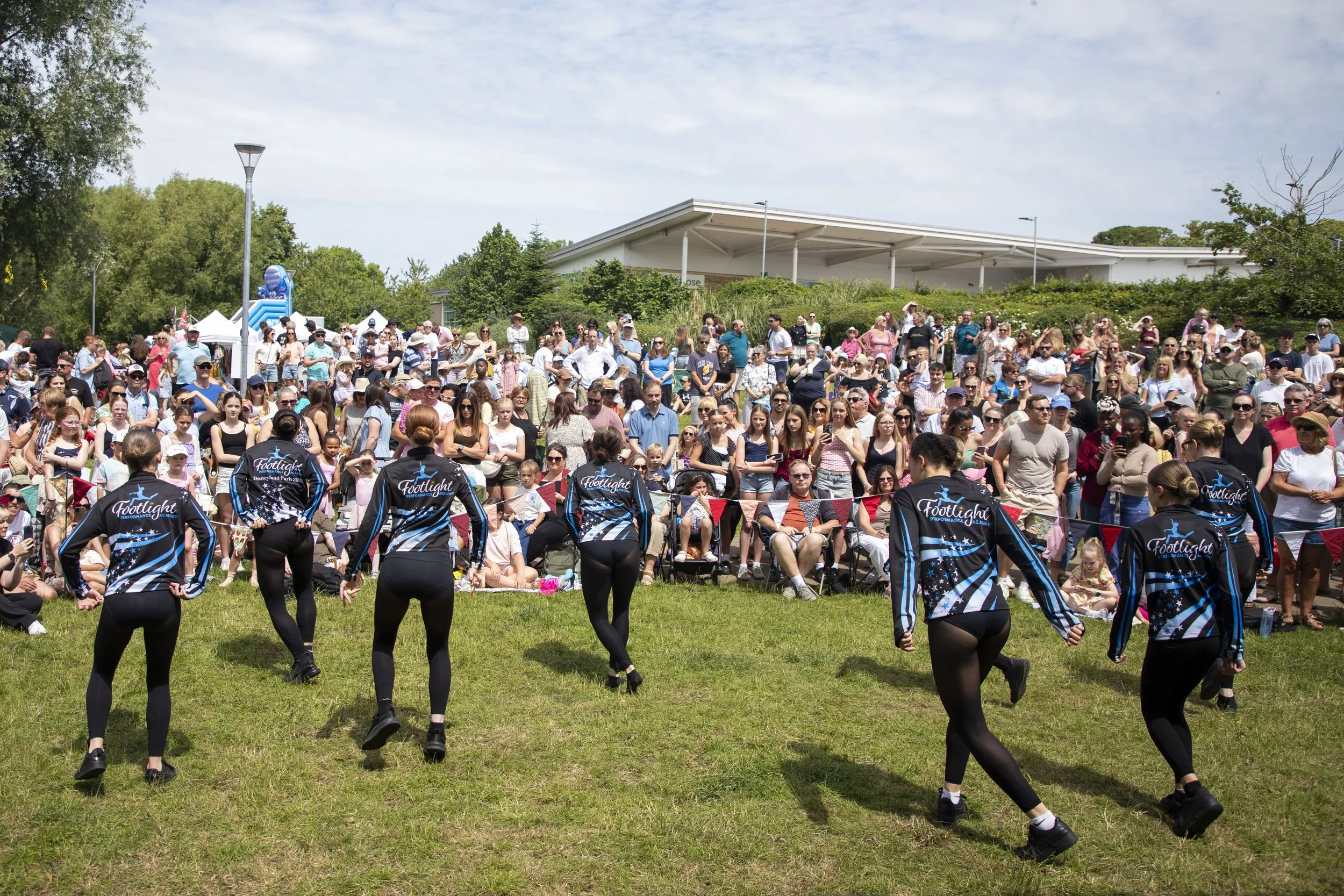 14-06-26_WTC_FolkFestival_BattleOfTheBands_158.jpg