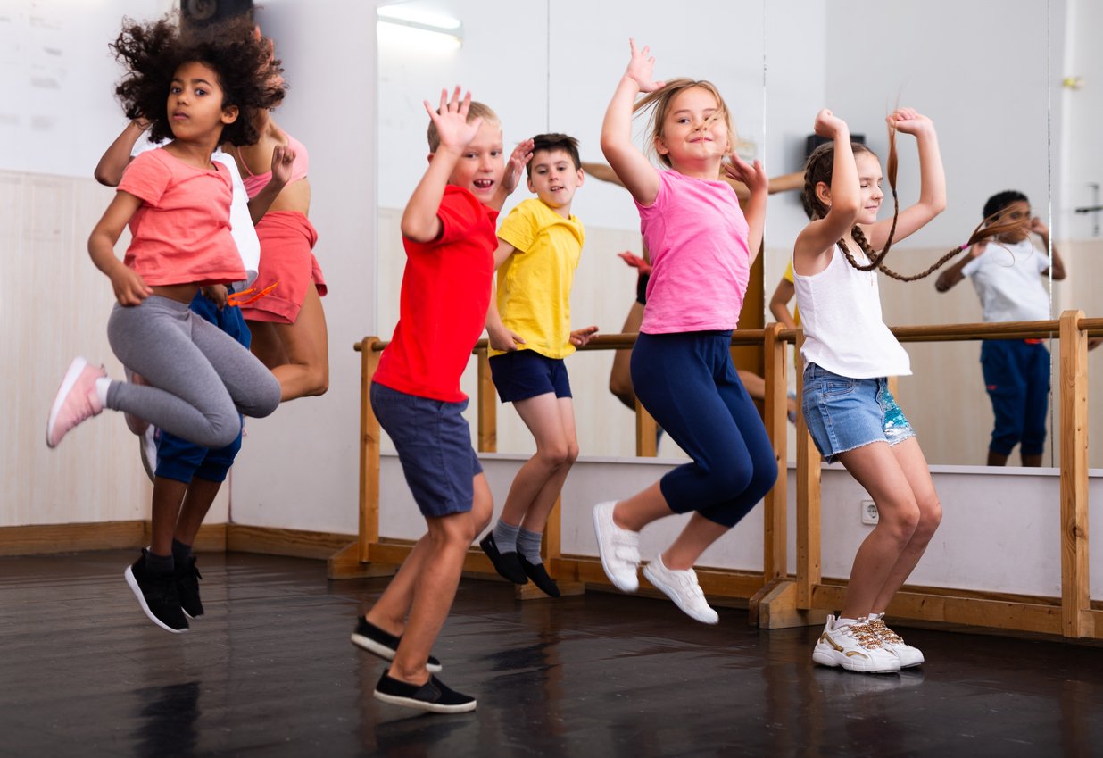       
  
    day Of danCE  WorkShOpS  


  
 #block-7f13c8d28f3445cf5d23 {
    
    
    
  }

  #block-7f13c8d28f3445cf5d23 .sqs-html-content {
    
    }

  #block-7f13c8d28f3445cf5d23 {
      mix-blend-mode: var(--tweak-text-block-blend
  );
    