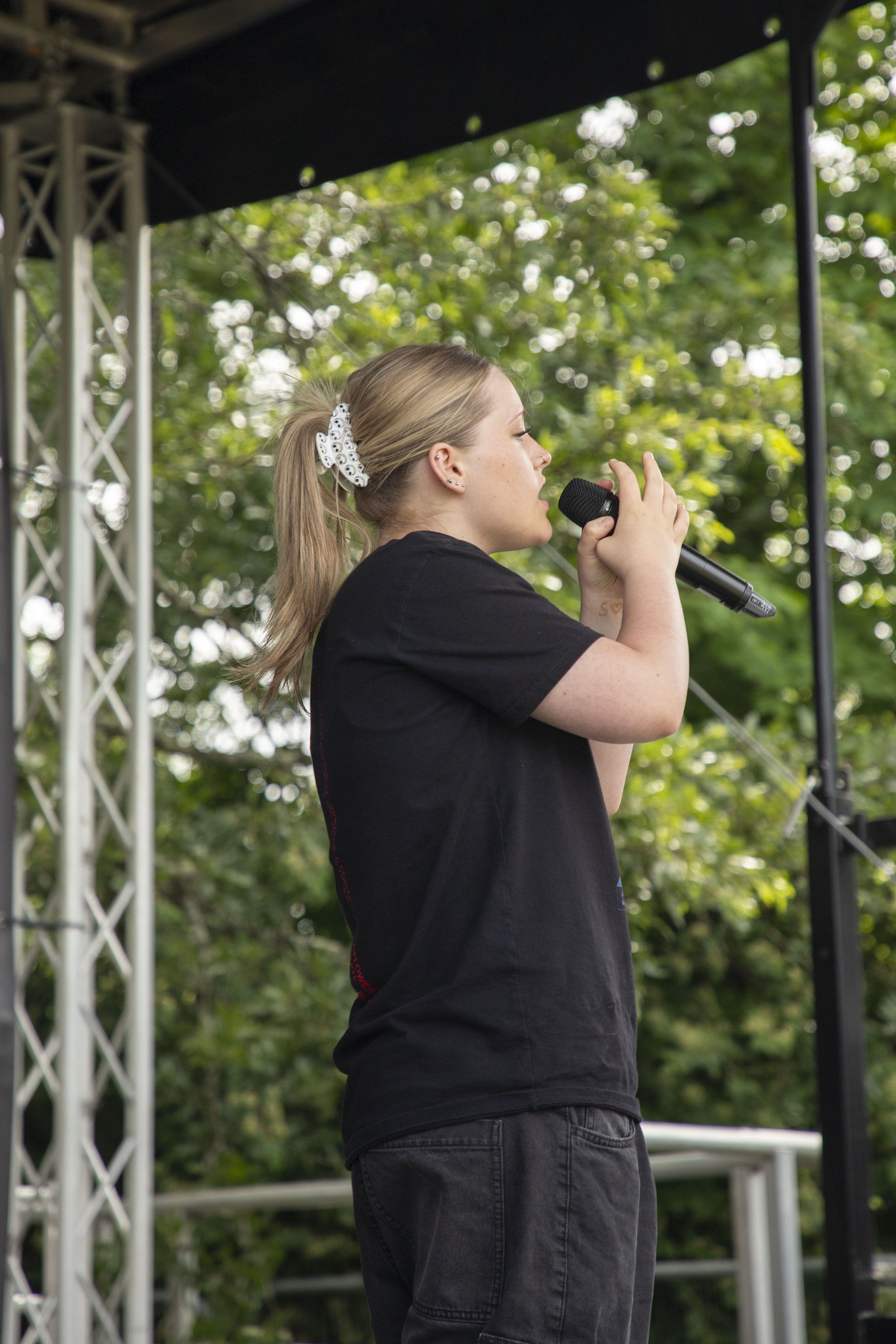 14-06-26_WTC_FolkFestival_BattleOfTheBands_22.jpg