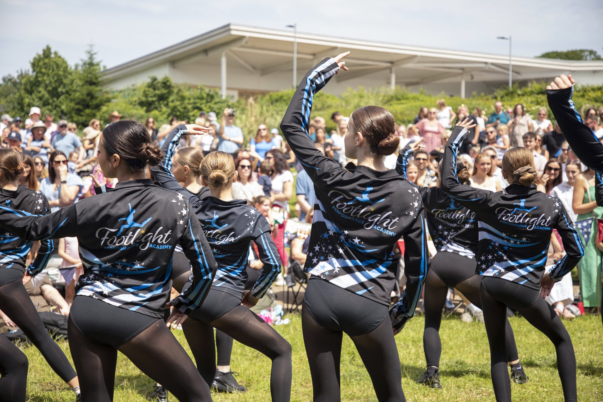14-06-26_WTC_FolkFestival_BattleOfTheBands_153.jpg