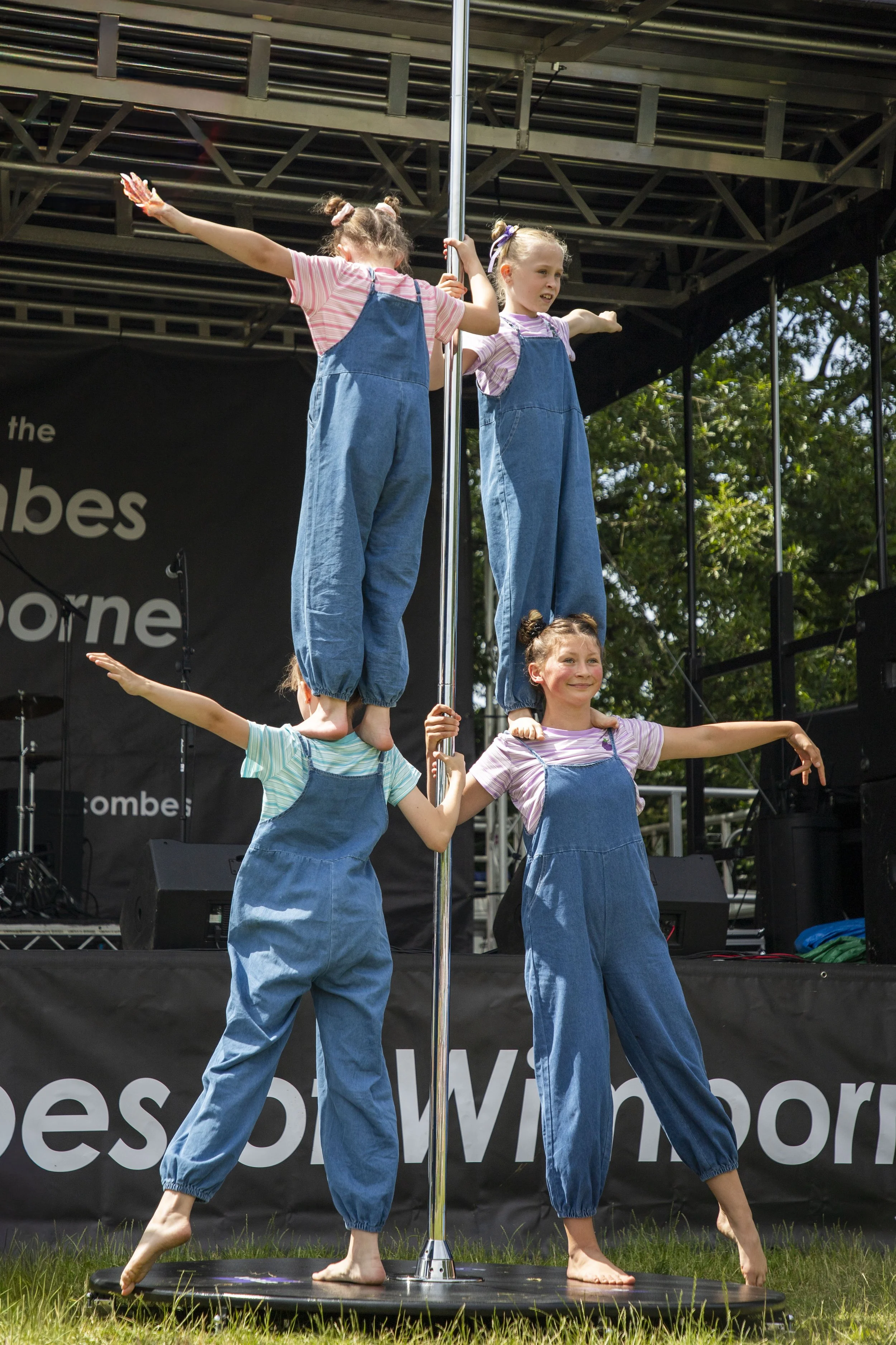 14-06-26_WTC_FolkFestival_BattleOfTheBands_80.jpg