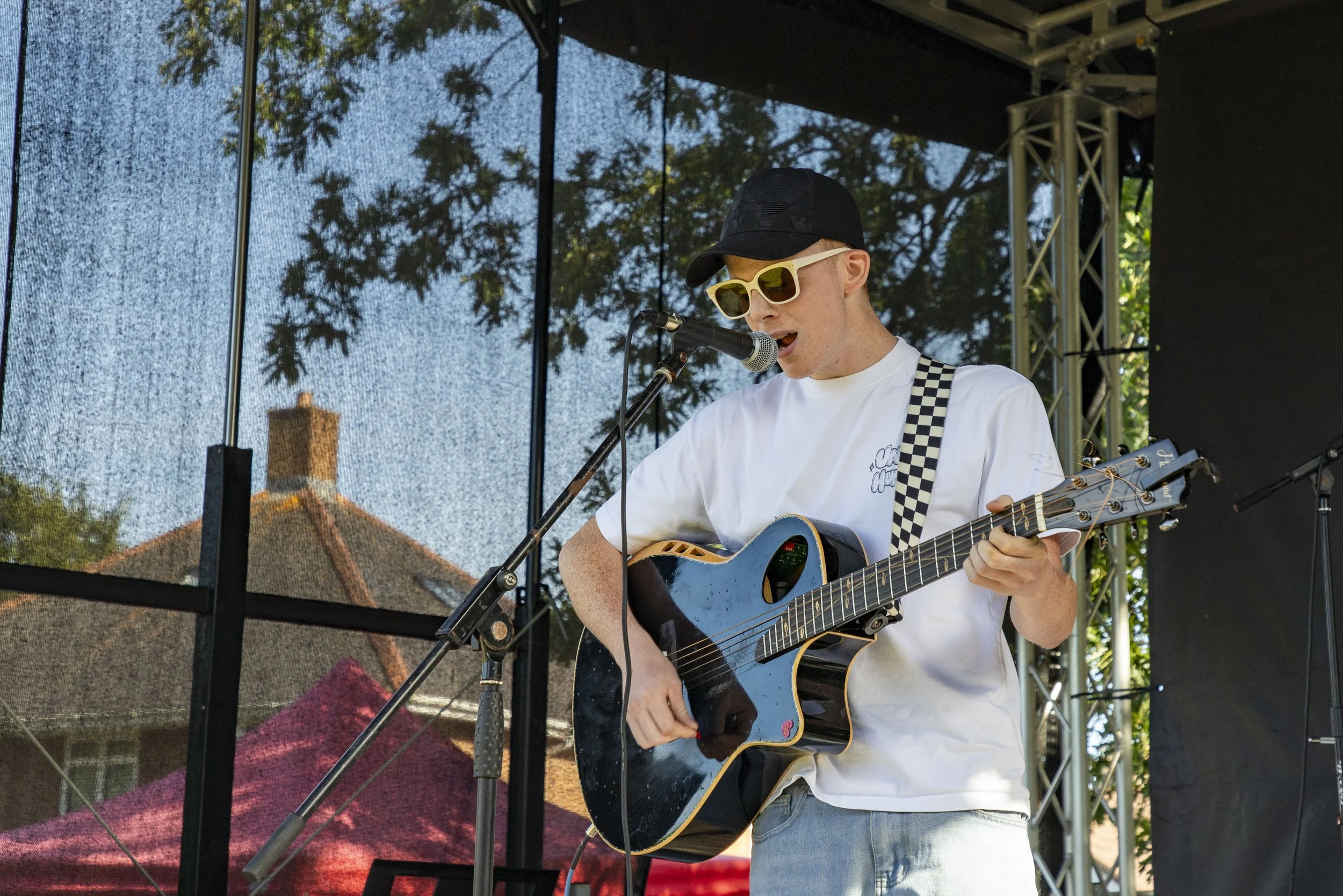 13-06-26_WTC_FolkFestival_YouthTakeover_94.jpg