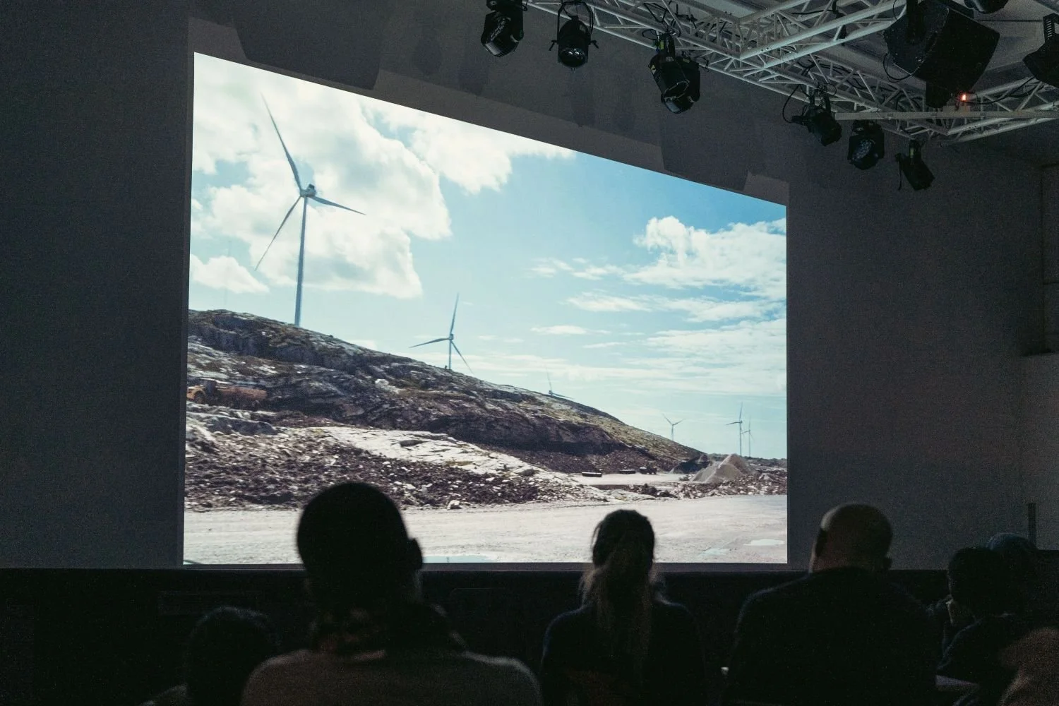 Sissel M. Bergh- Elmie_Volt_Landmark_Runa Halleraker_HQ-6.jpg