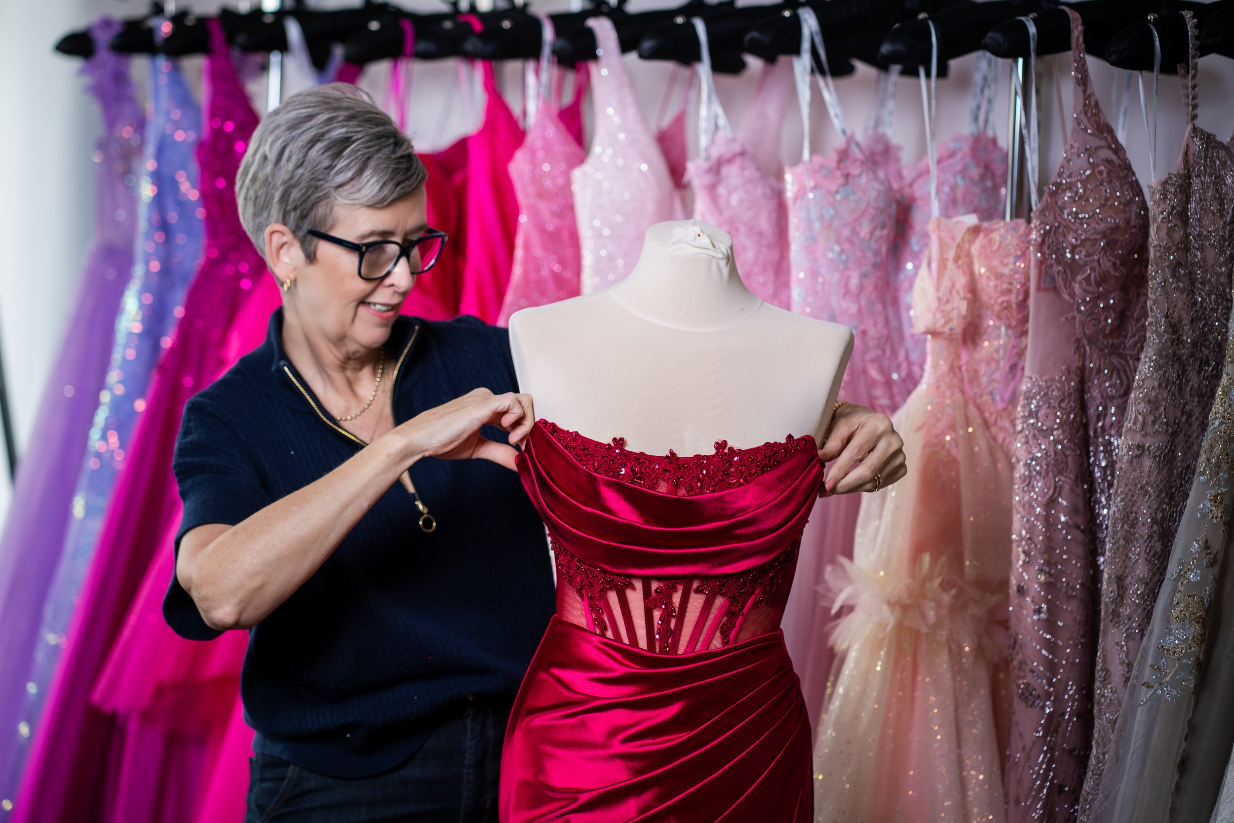 How to choose the perfect prom dress for your body shape