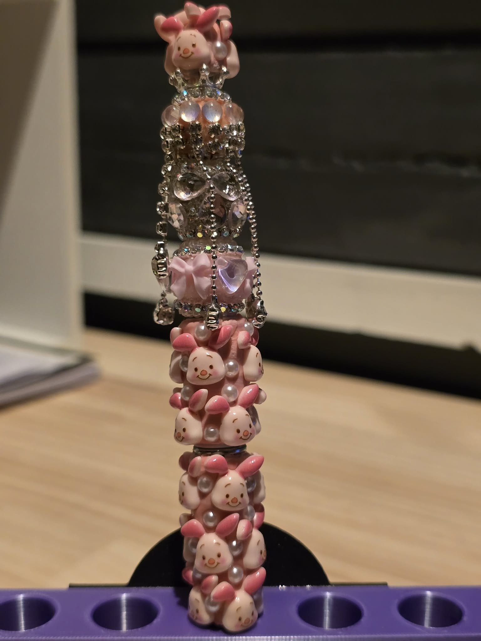 Pink pig beaded pen