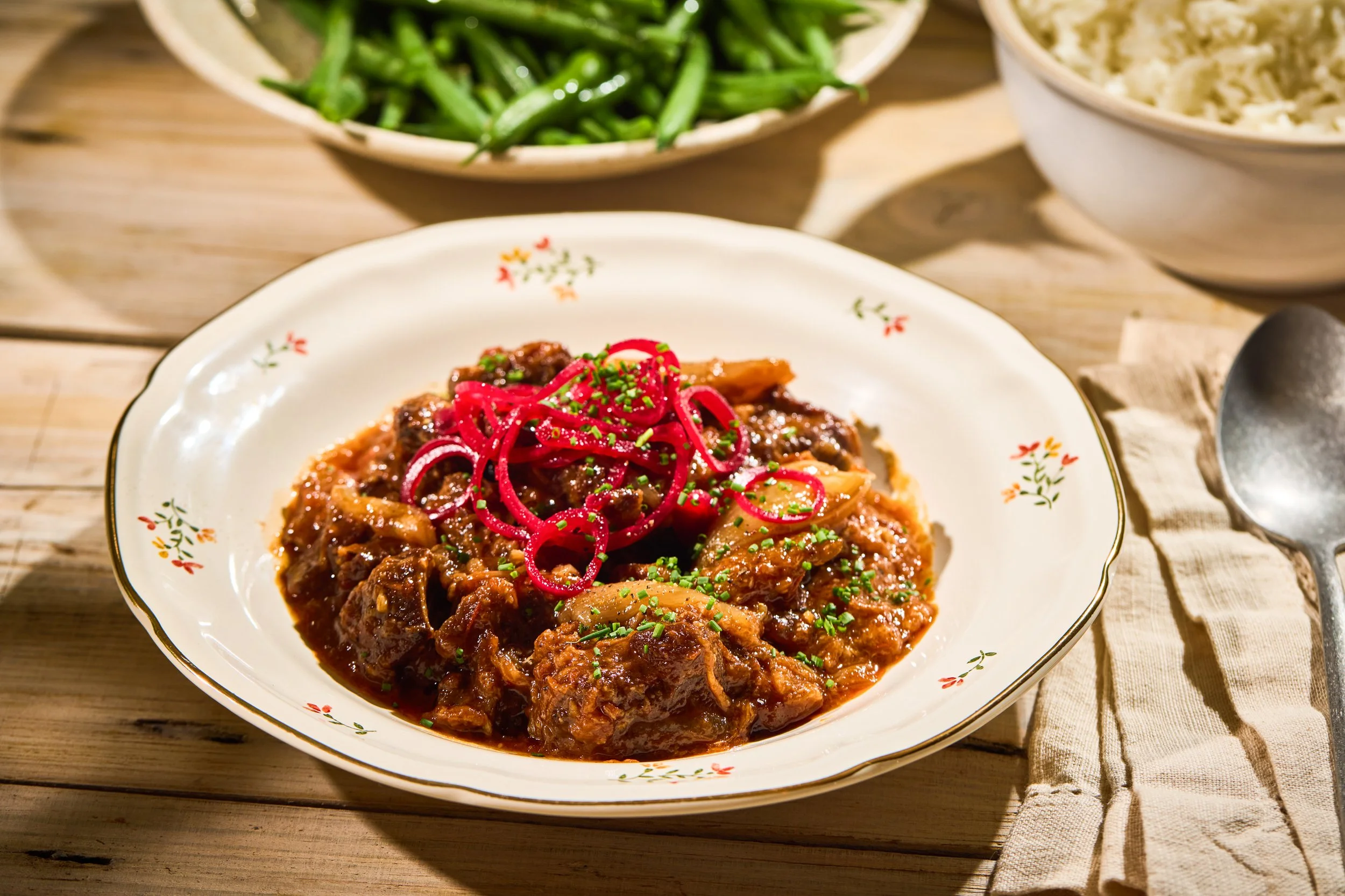 Slow cooked beef and shallot stew