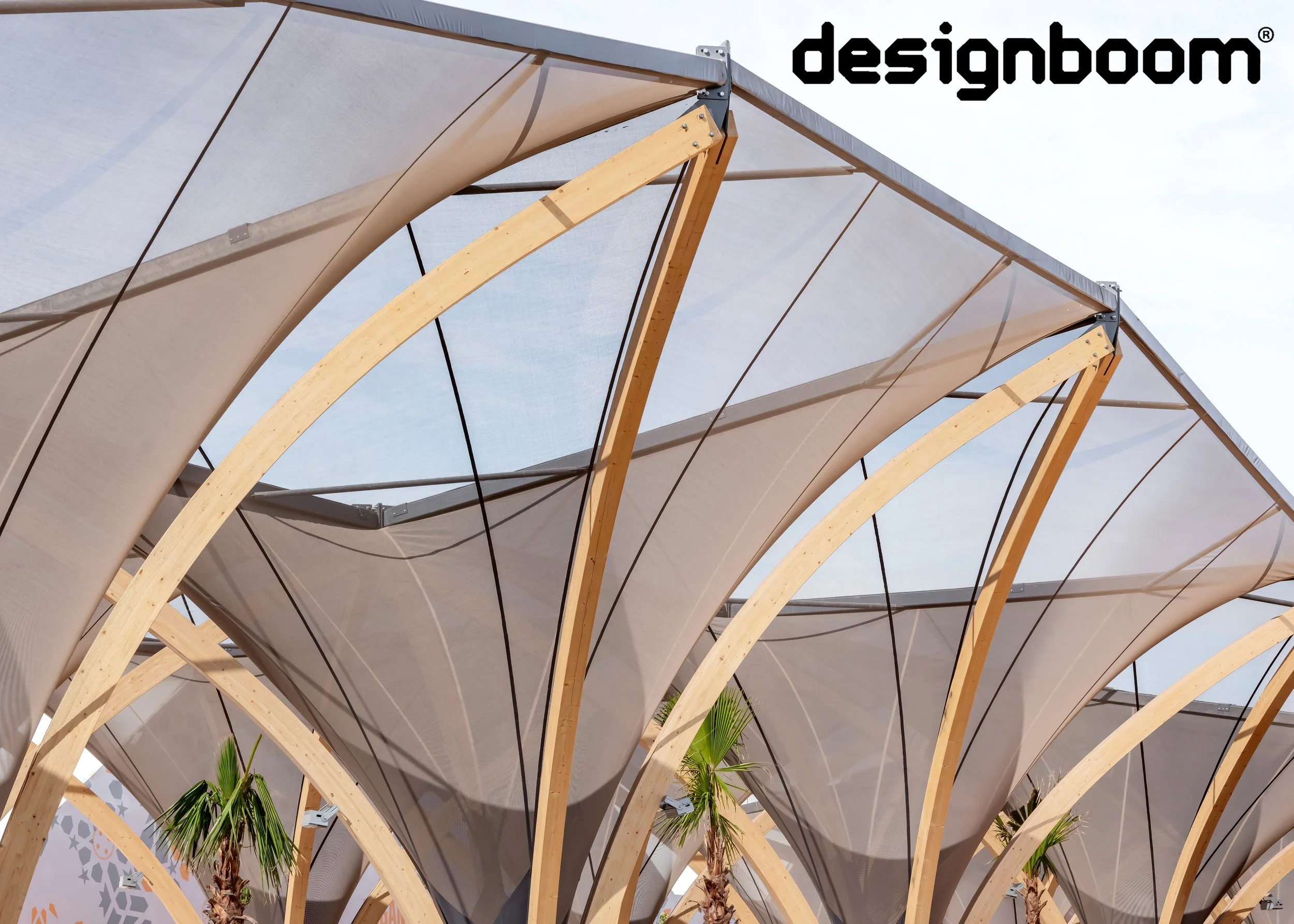 designboom
OCT. 2023 | OUALALOU+CHOI shades Marrakech with modular pavilion of tensile vaults