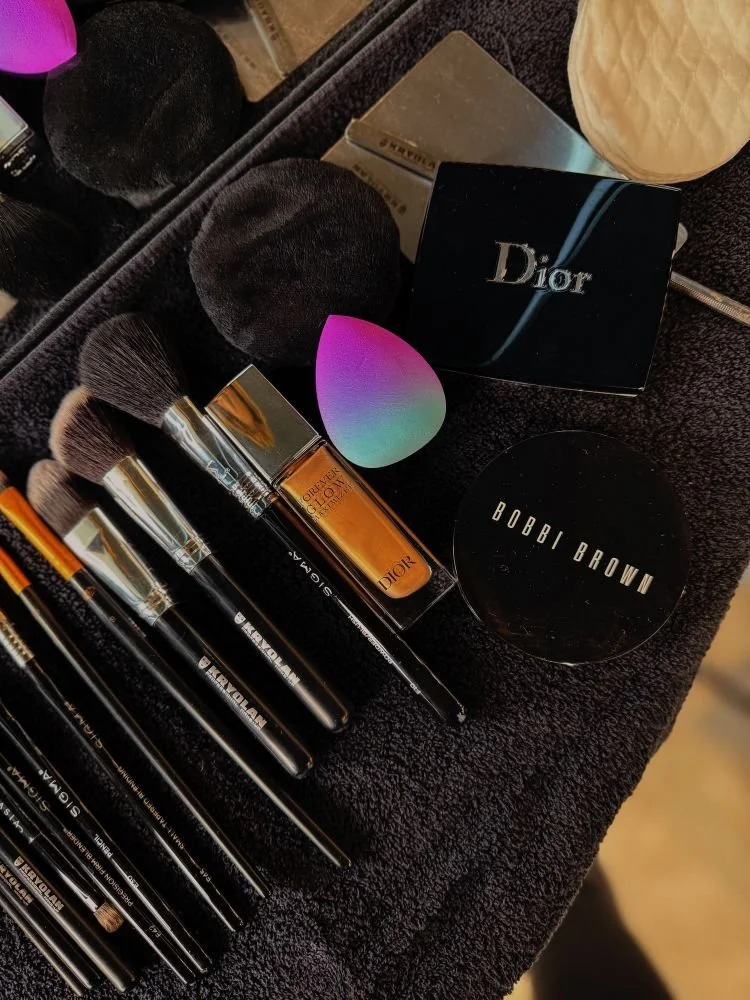 Coco dry bar and nail house софия, грим и официални прически