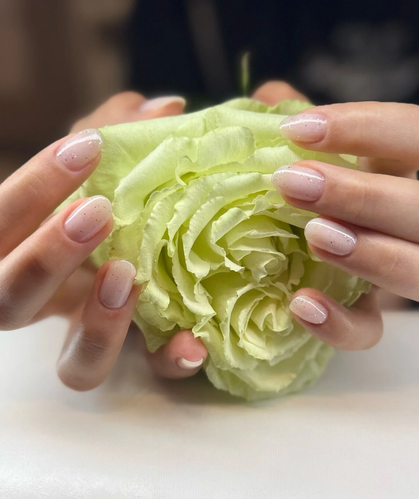 Красивият маникюр започва с перфектна форма. 💅
А истинската разлика идва от грижата и вниманието, които влагаме във всяко докосване.

Нашите професионалисти ще се погрижат не само за визията ти, но и за усещането за комфорт и увереност, което остава