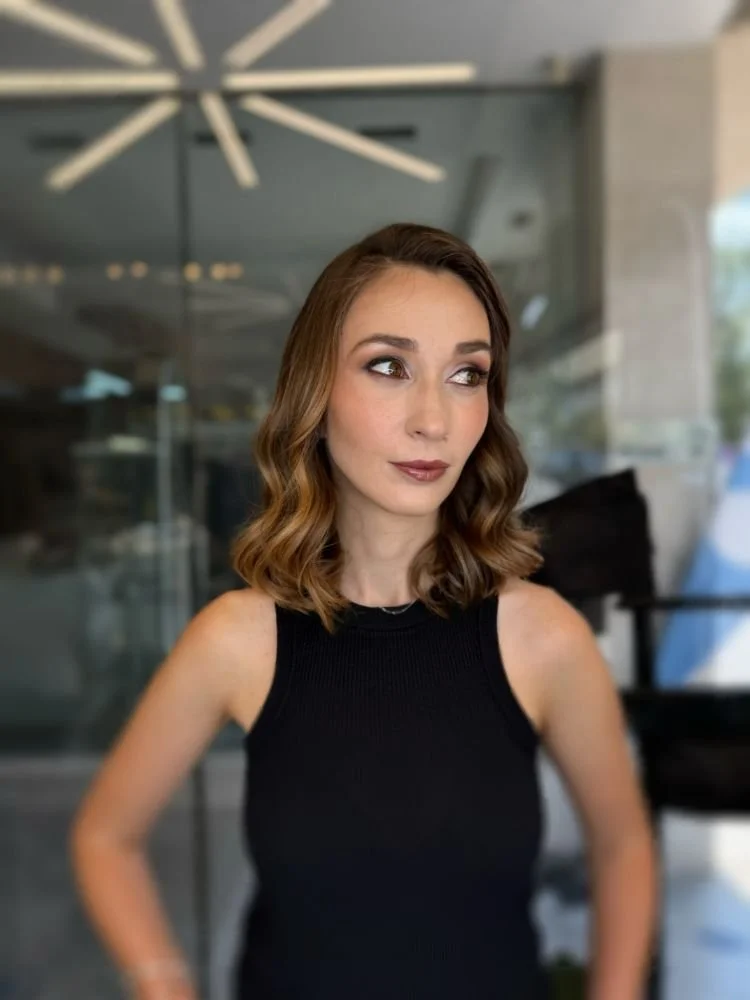 Coco dry bar and nail house софия, грим и официални прически