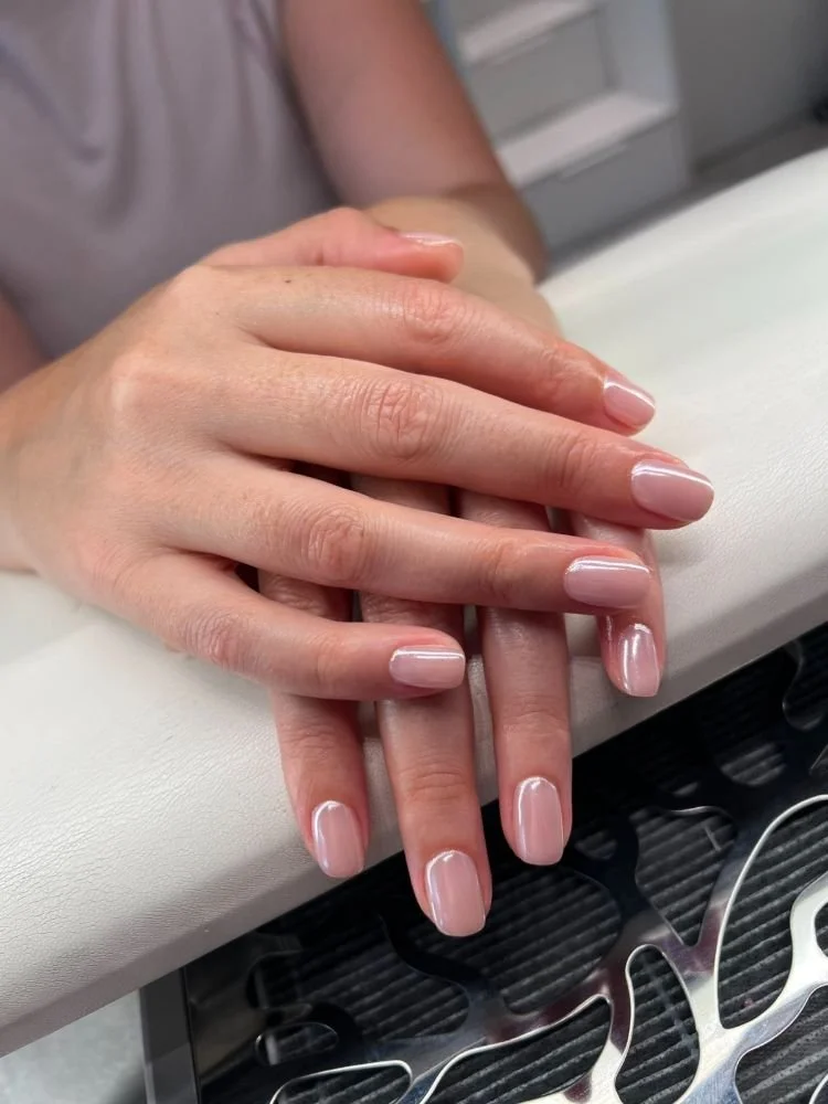 Coco dry bar and nail house софия, маникюр, педикюр