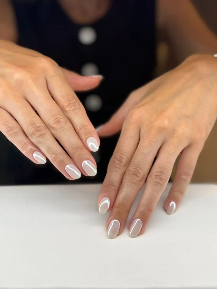 Coco dry bar and nail house софия, маникюр, педикюр