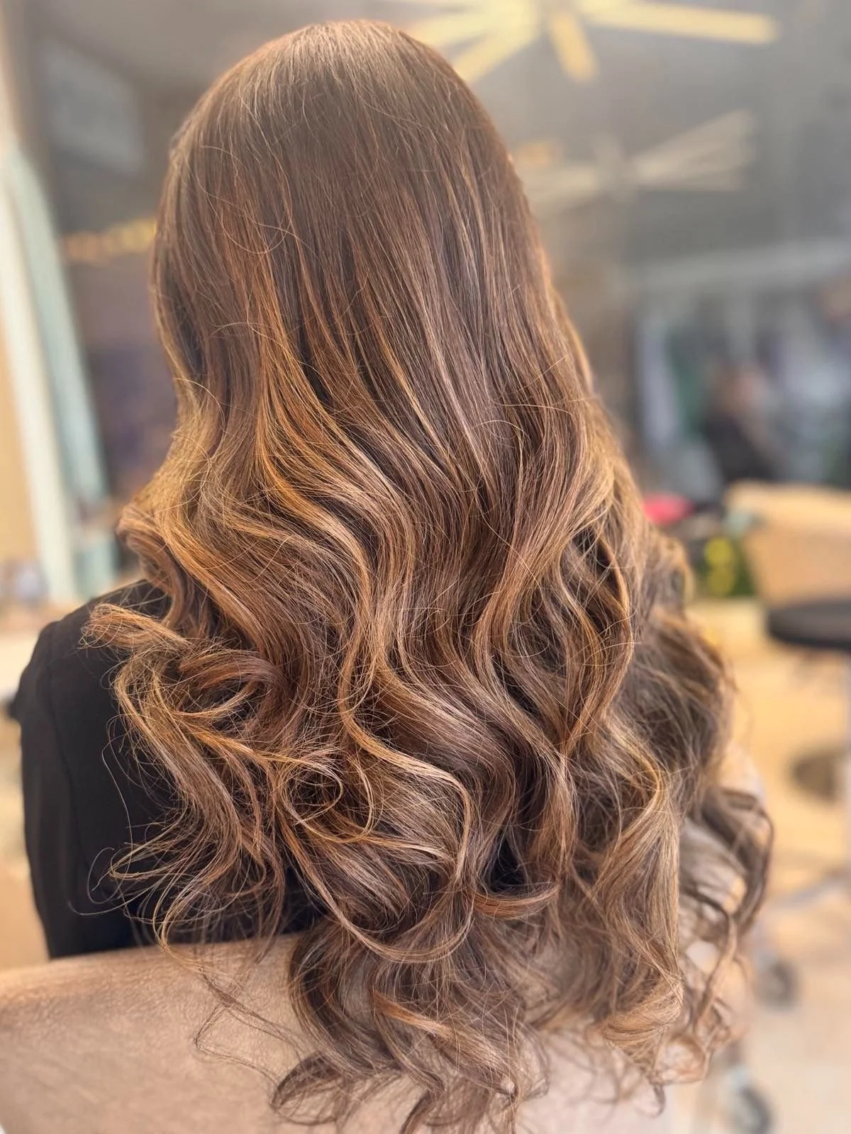 Coco dry bar and nail house софия, подстригване, боядисване, маникюр, фризьорство,официални прически, балеаж, колористика