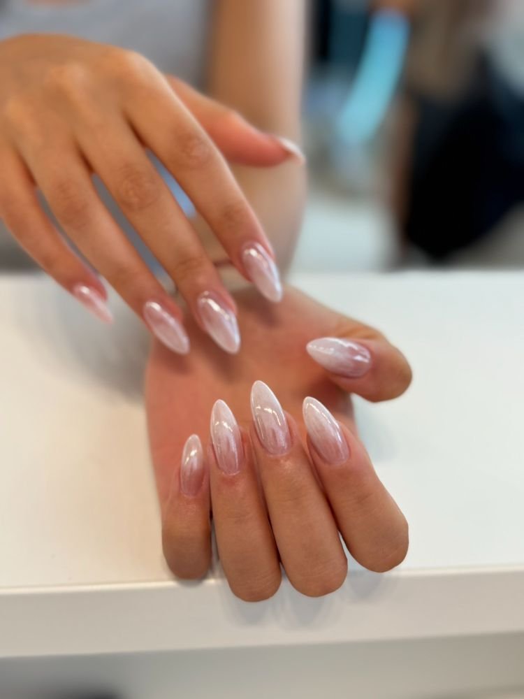 Coco dry bar and nail house софия, маникюр, педикюр