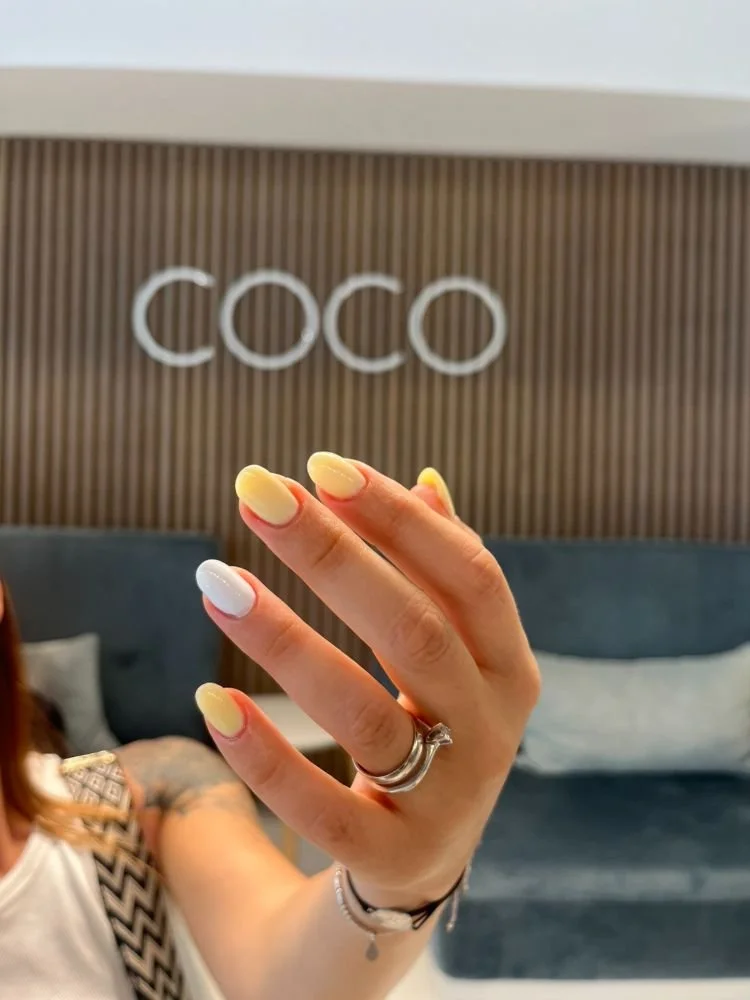 Coco dry bar and nail house софия, маникюр, педикюр