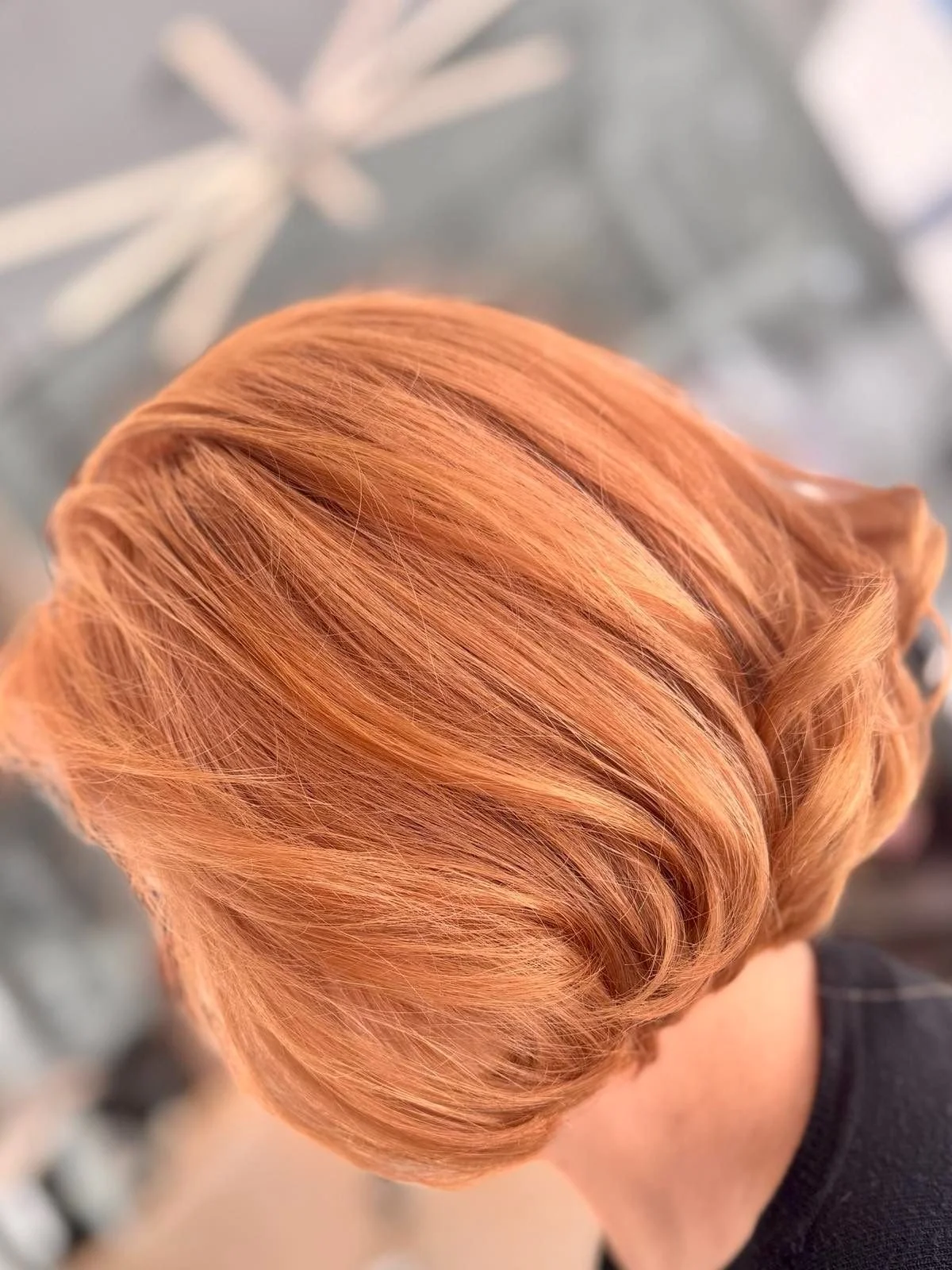 Coco dry bar and nail house софия, подстригване, боядисване, маникюр, фризьорство,официални прически, балеаж, колористика