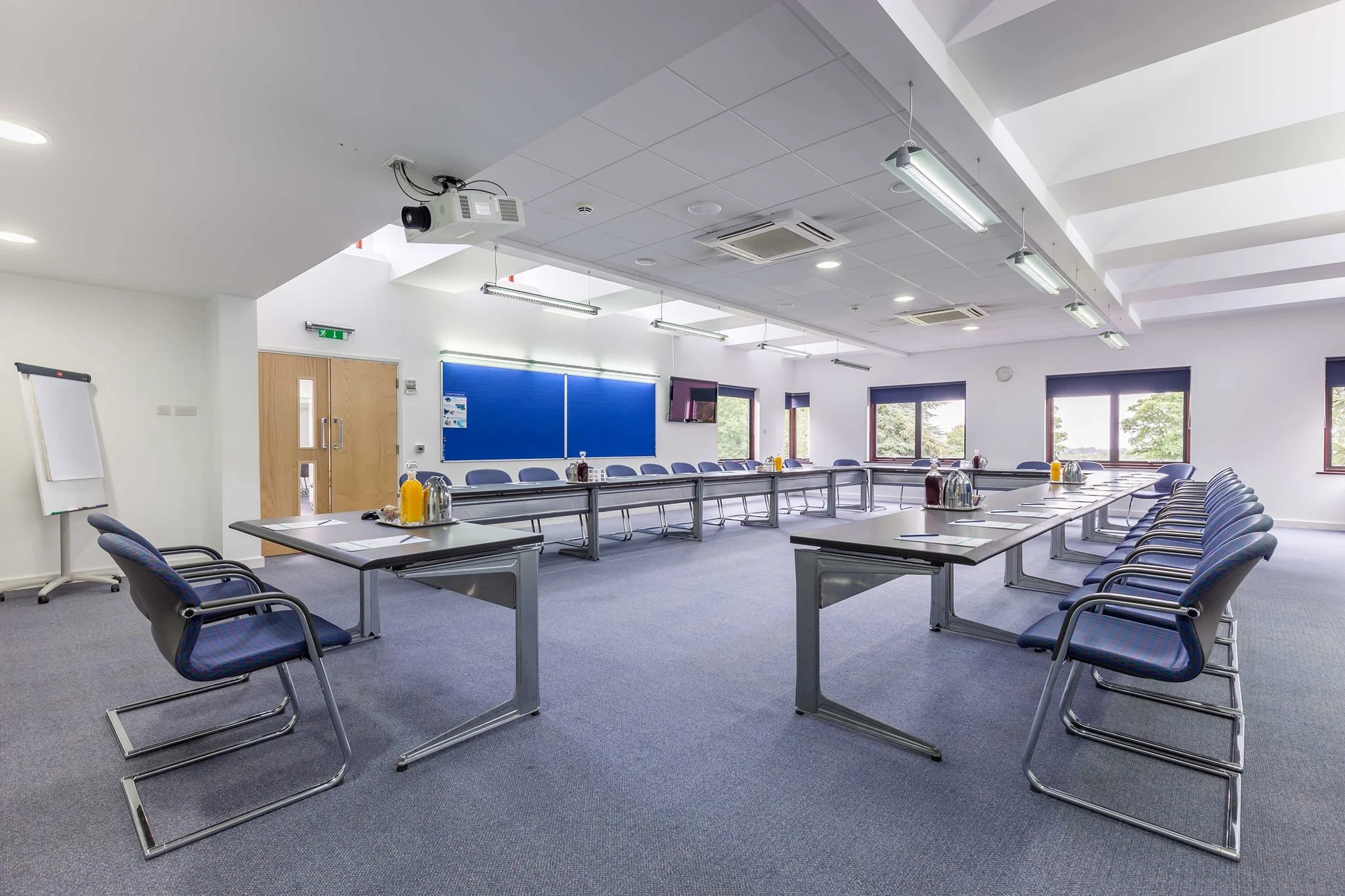 South-Chiltern-Estate-Conference-Room-1.jpg