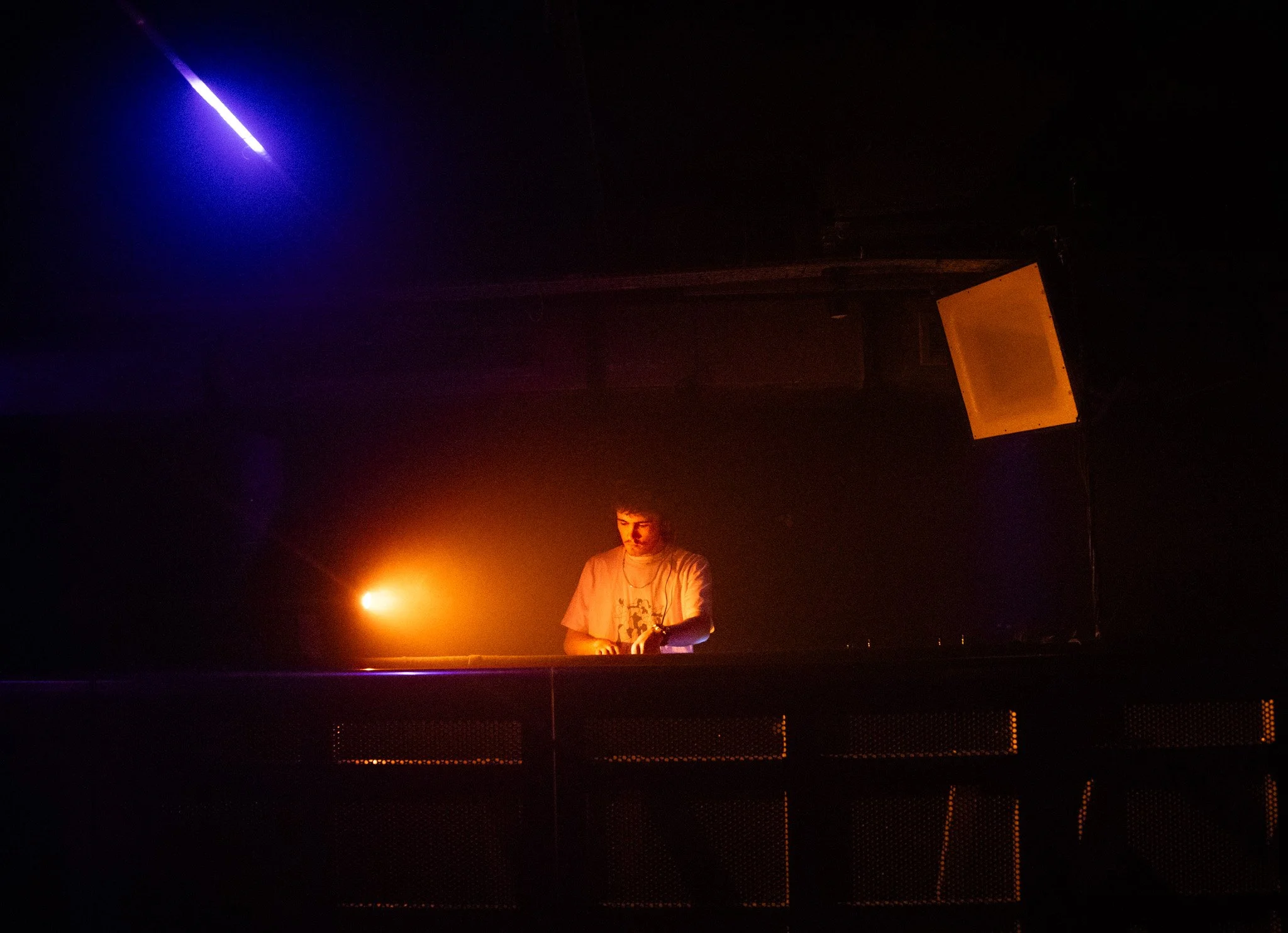 Estrablishing shot.jpg