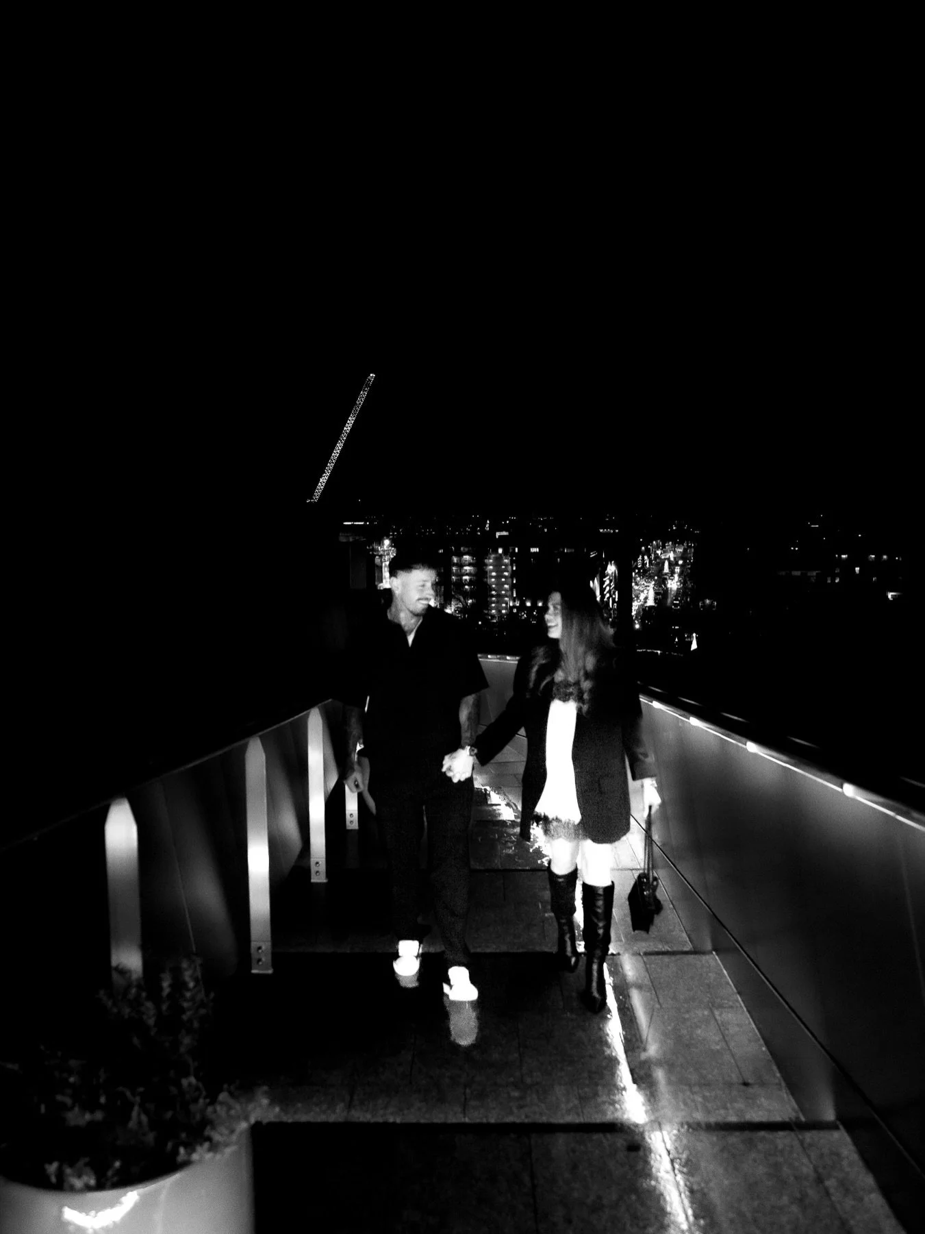 Details from the beautiful engagement of C+C
06/12/25

📍 @wedinburgh 

#engaged #proposal #photographer #love #edinburgh