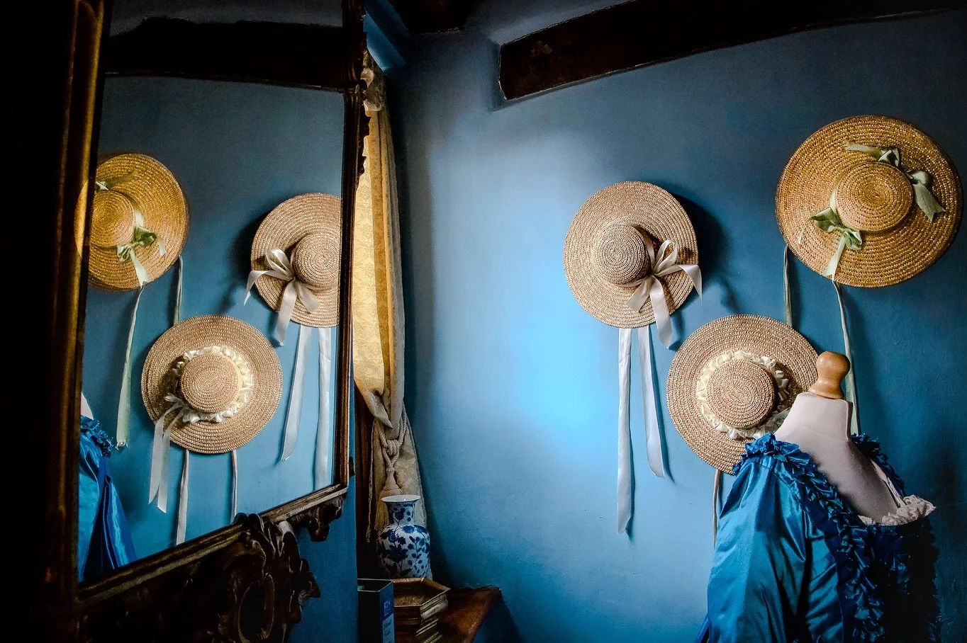 Moments at @gladstonesland 

#nts #history #portrait #photography #edinbrugh #scotland